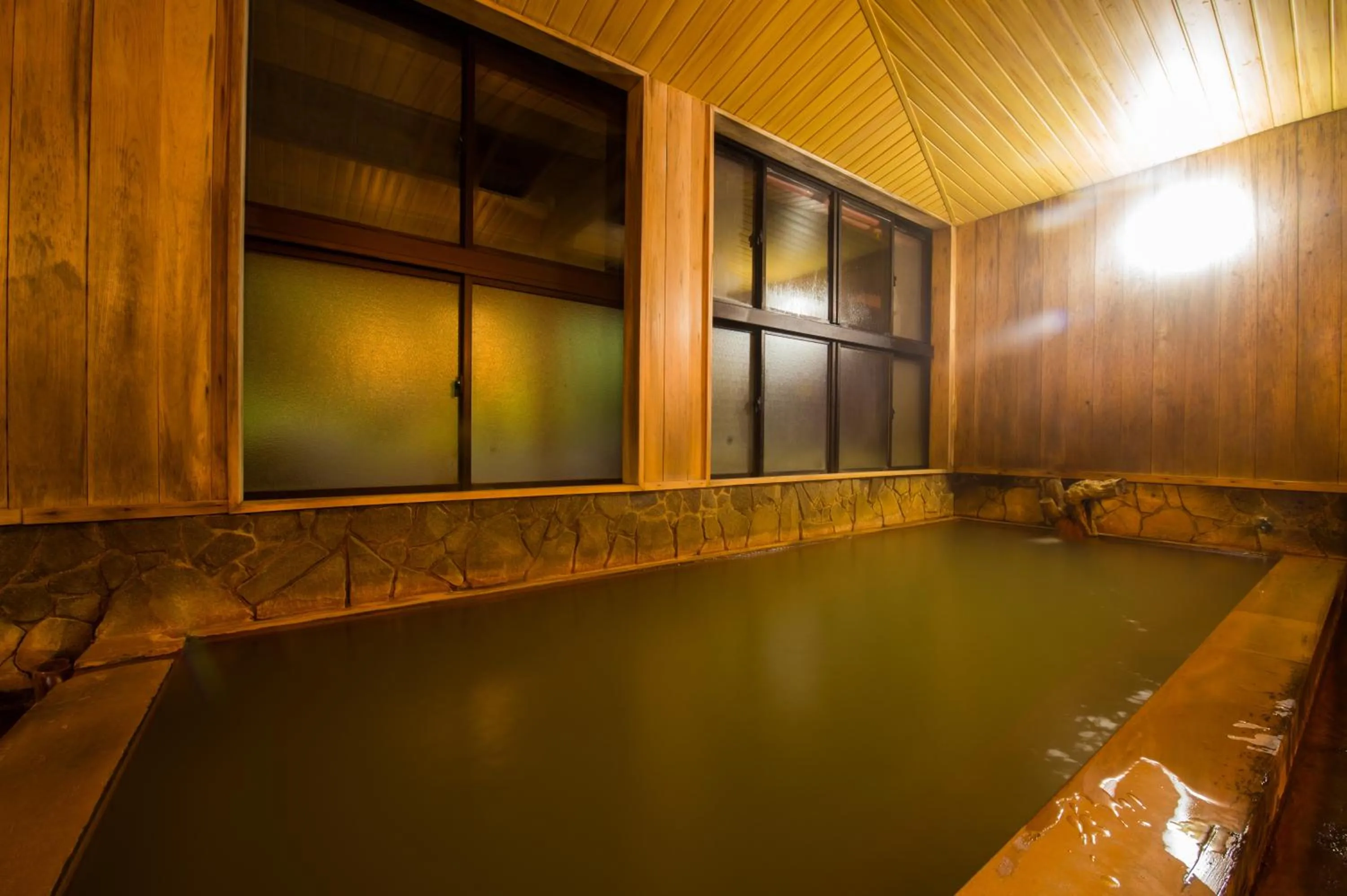 Hot Spring Bath in Yunohirakan