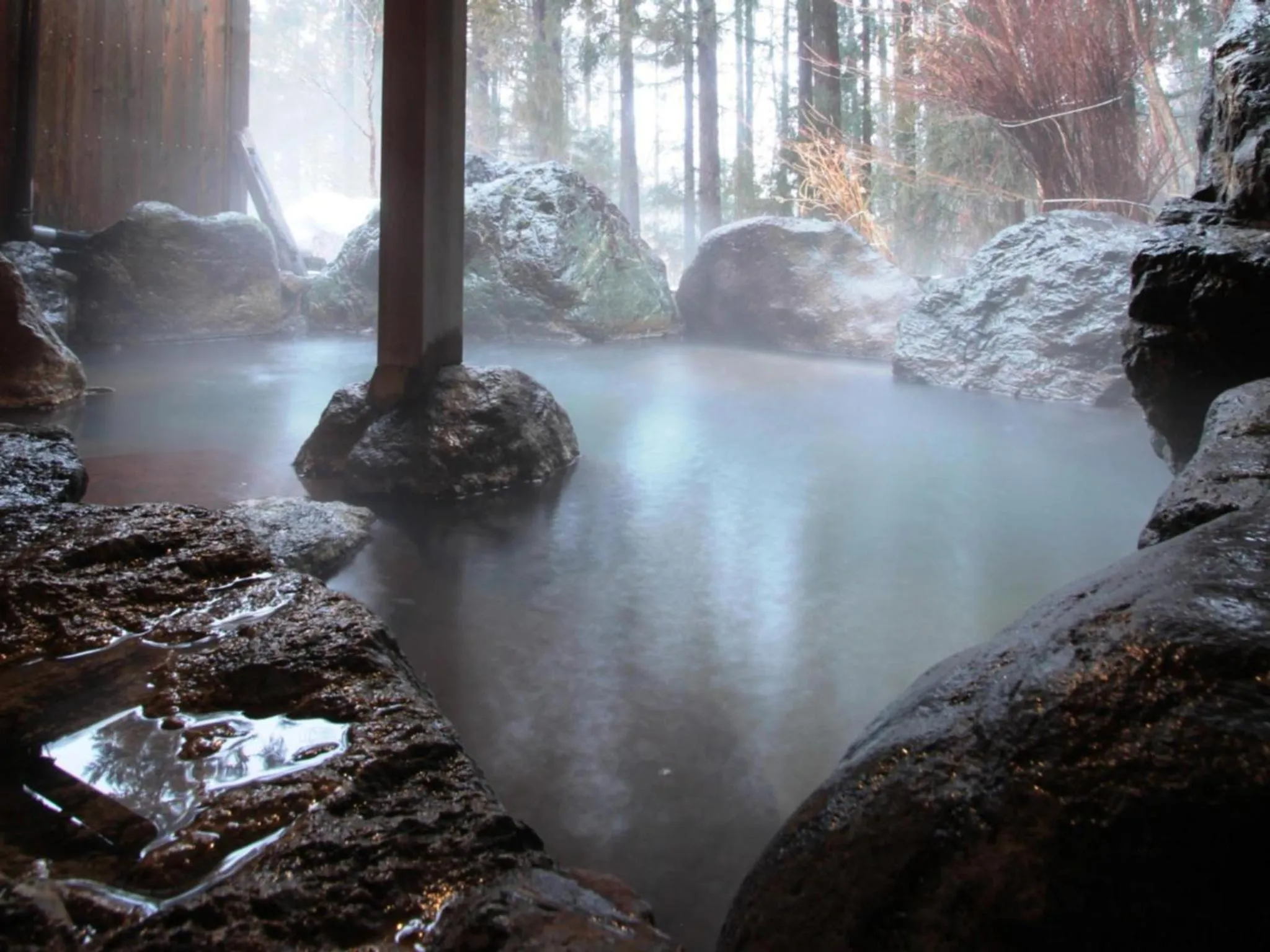 Hot Spring Bath in Yunohirakan