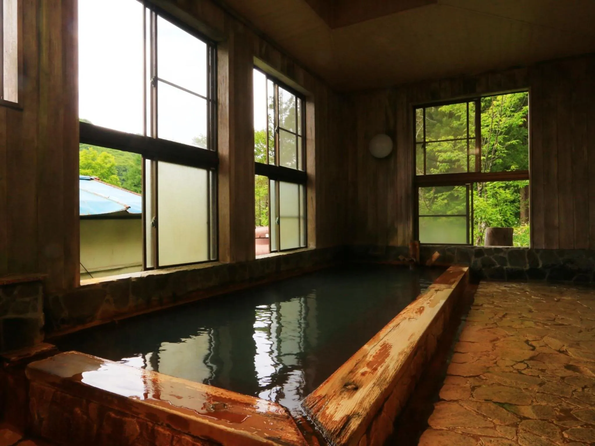 Hot Spring Bath in Yunohirakan