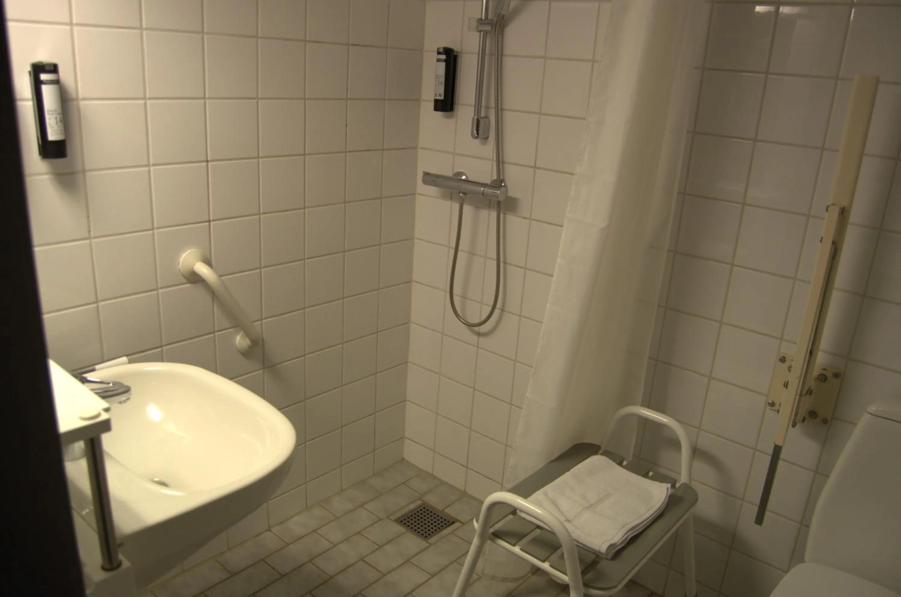 Shower in Kysthotellet