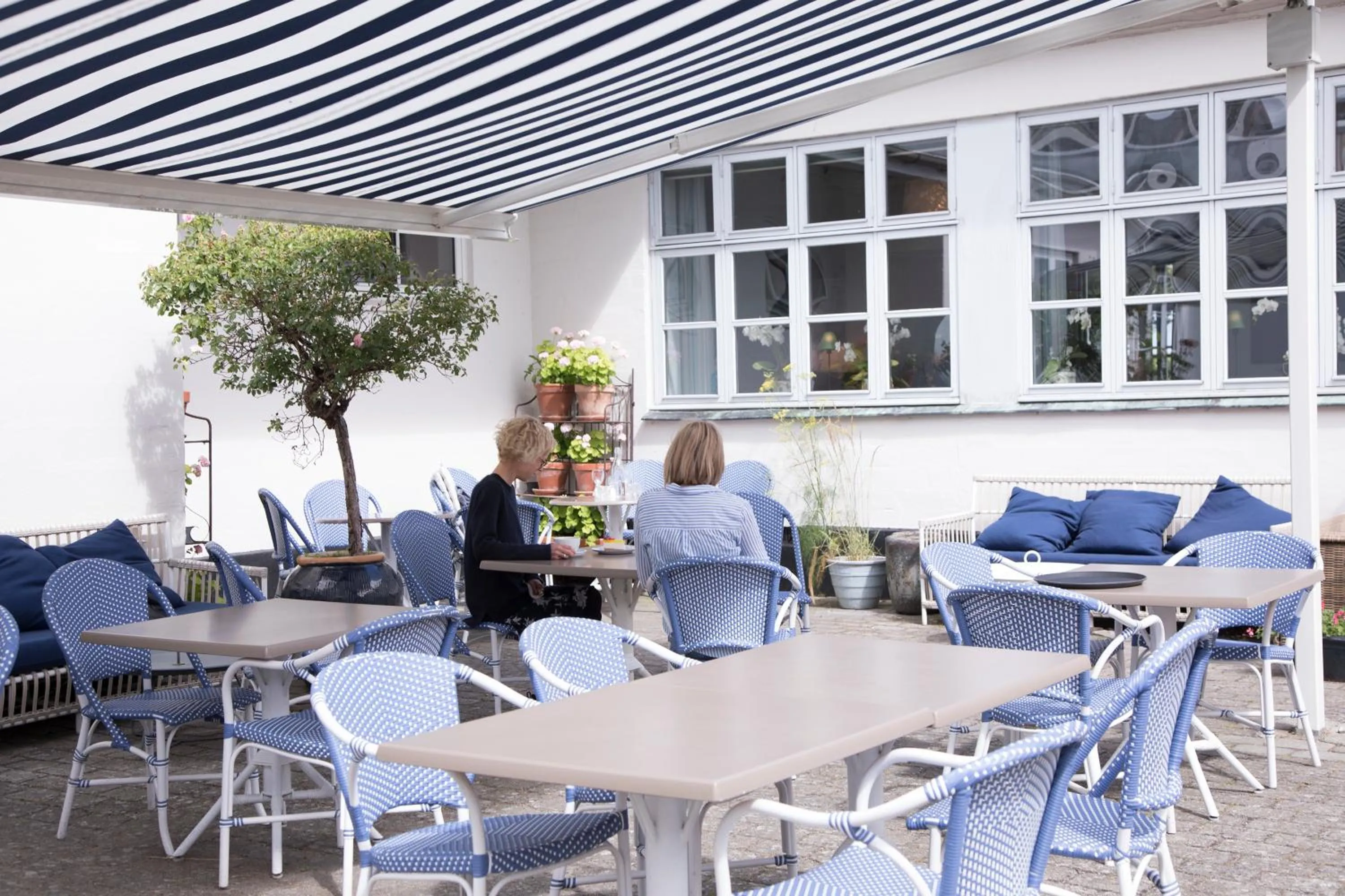 Seating area in Rødvig Kro og Badehotel