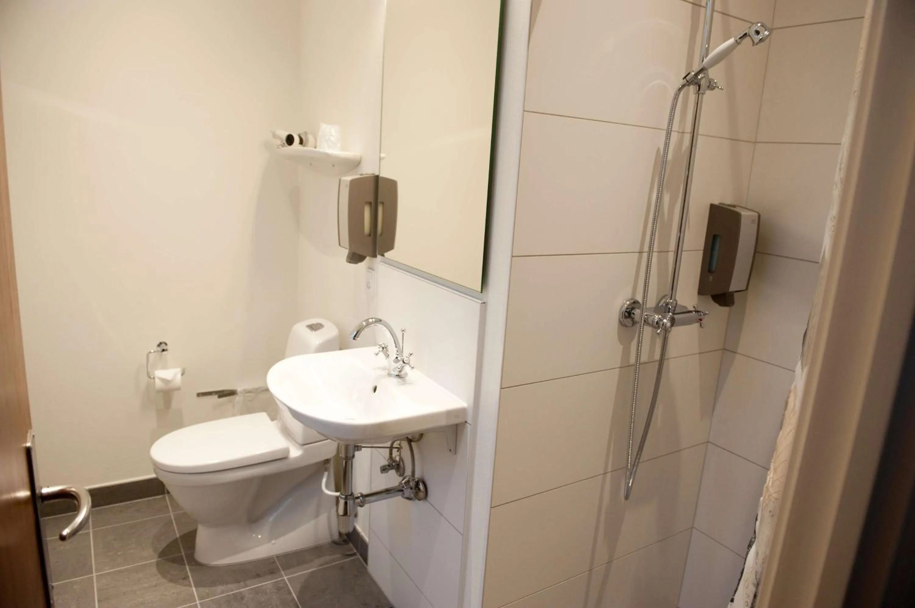 Photo of the whole room in Gl Skovridergaard