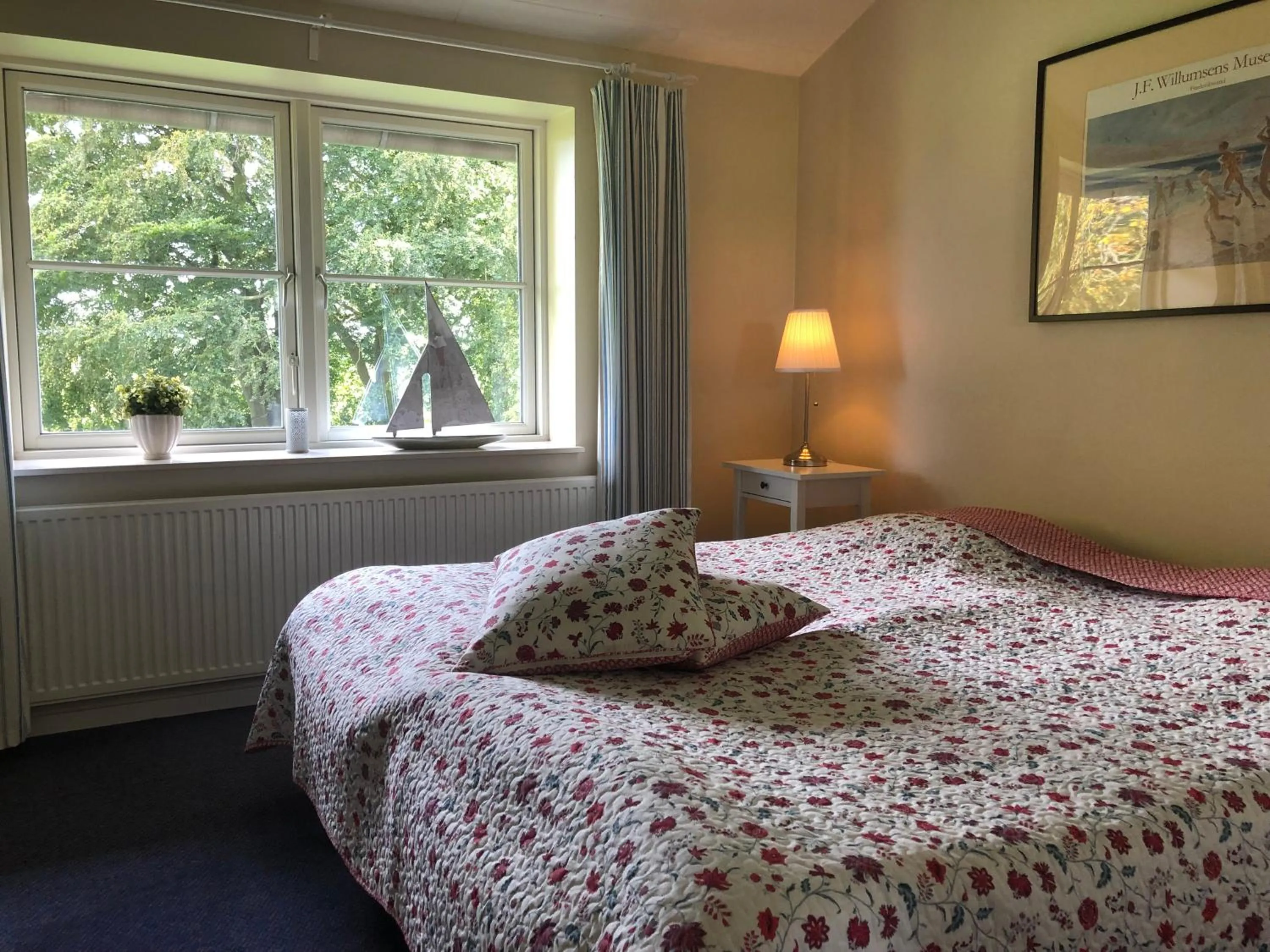 Photo of the whole room, Bed in Tiendegaarden Møns Klint