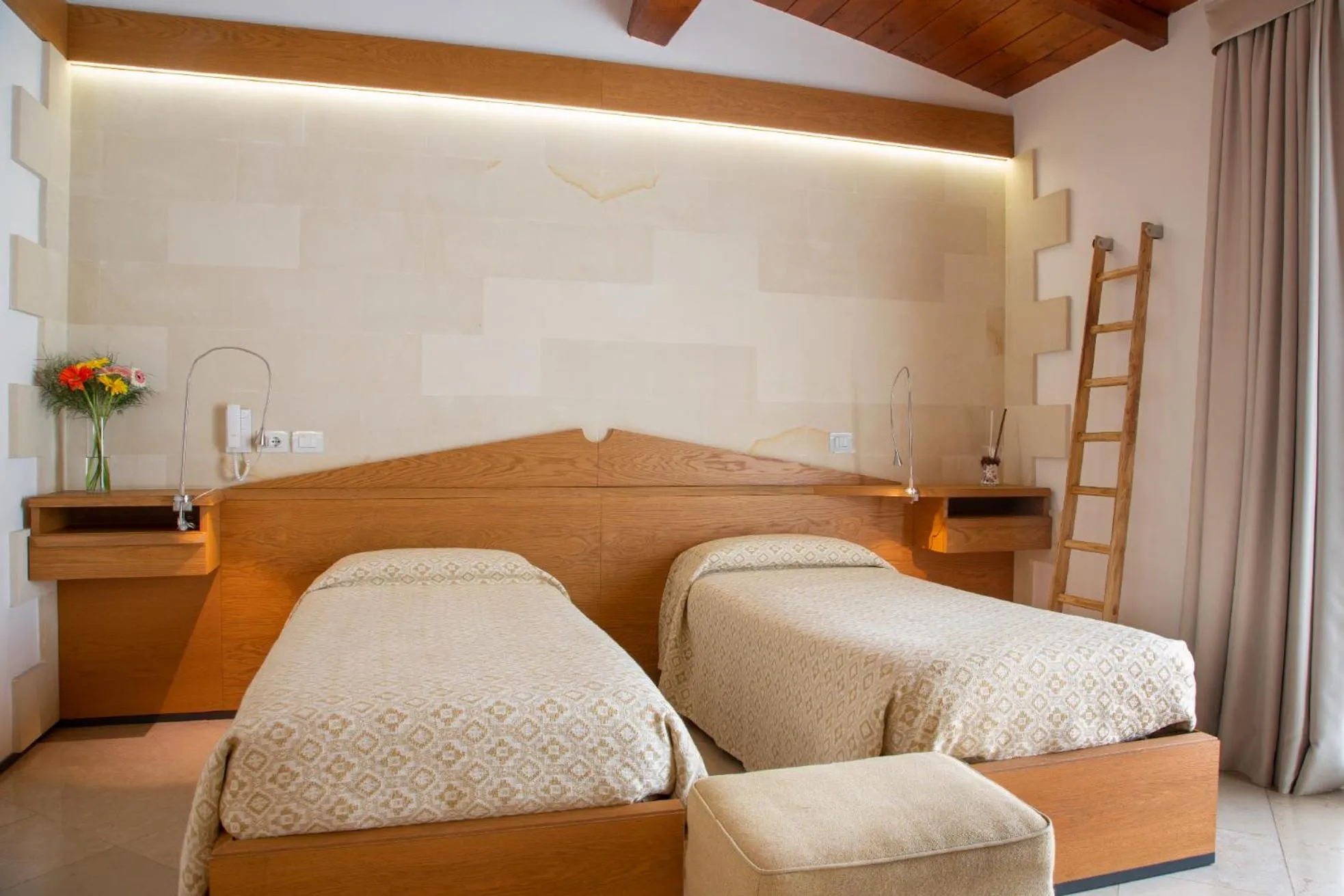 Bed in Masseria Stali, The Originals Relais