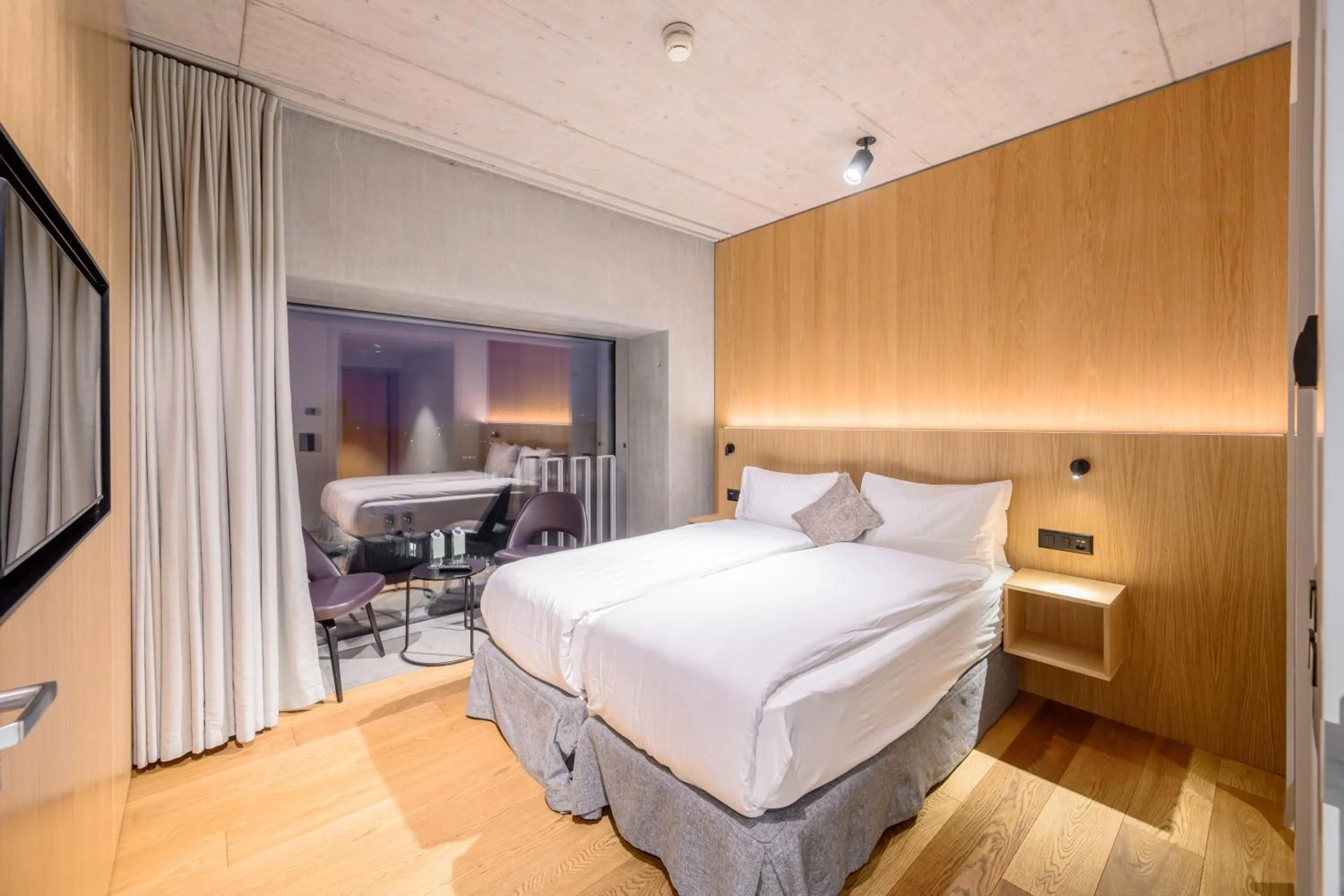 Photo of the whole room, Bed in Placid Hotel Design & Lifestyle Zurich