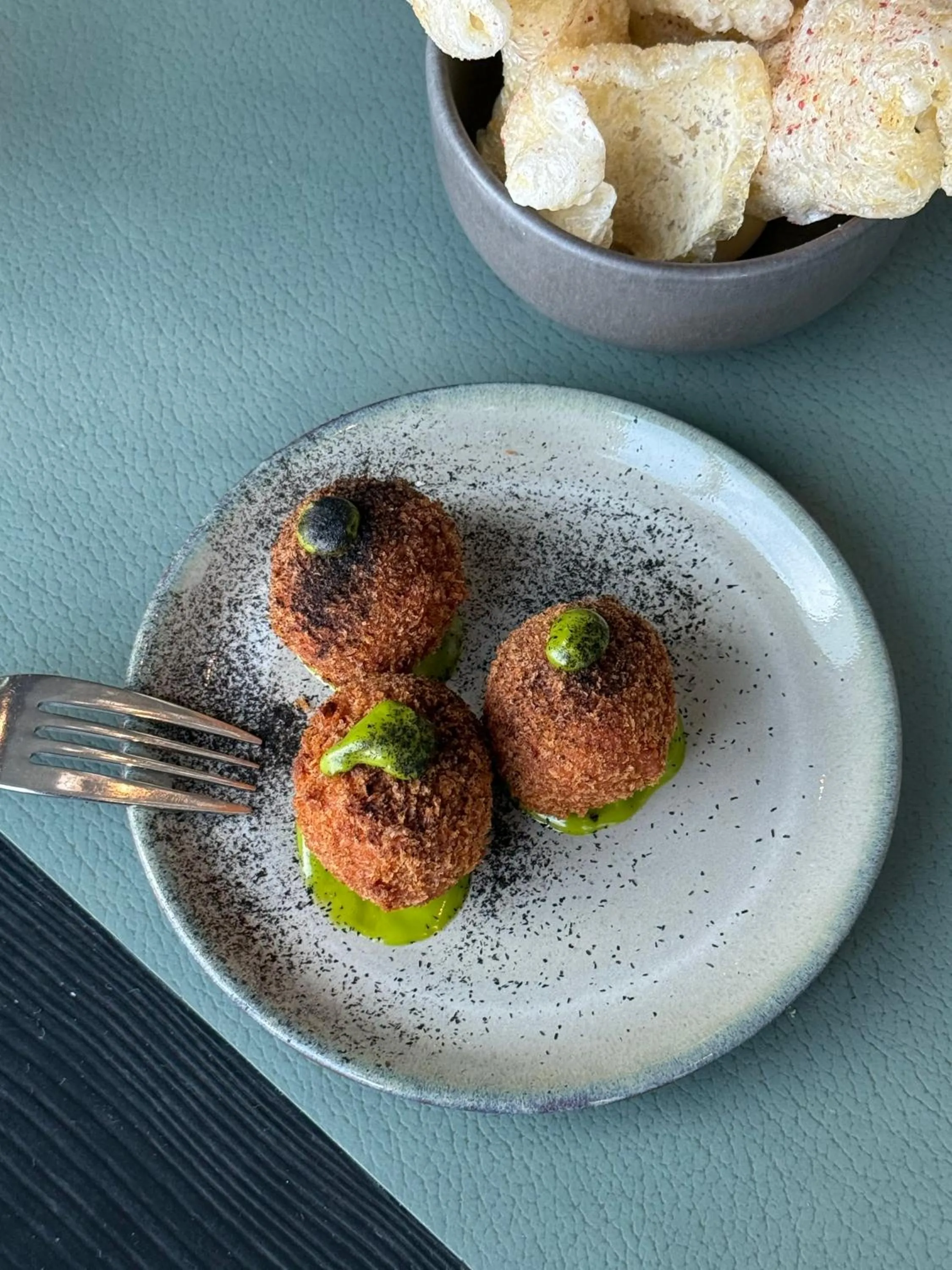 Restaurant/places to eat in Tivoli Hotel