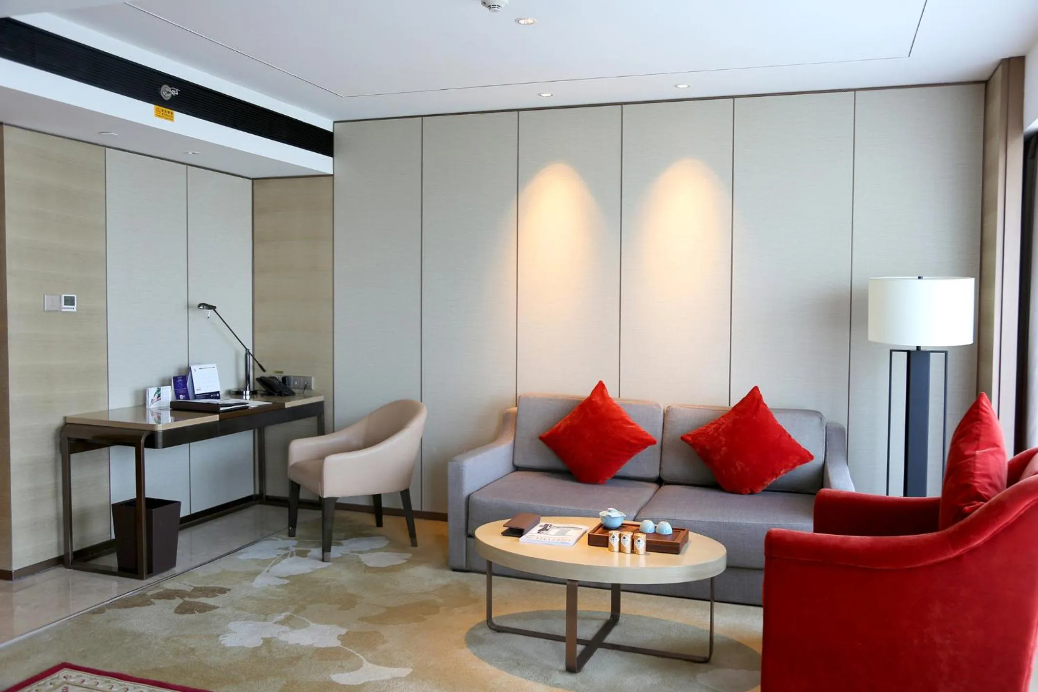 Living room in Grand Metropark Hotel Beijing