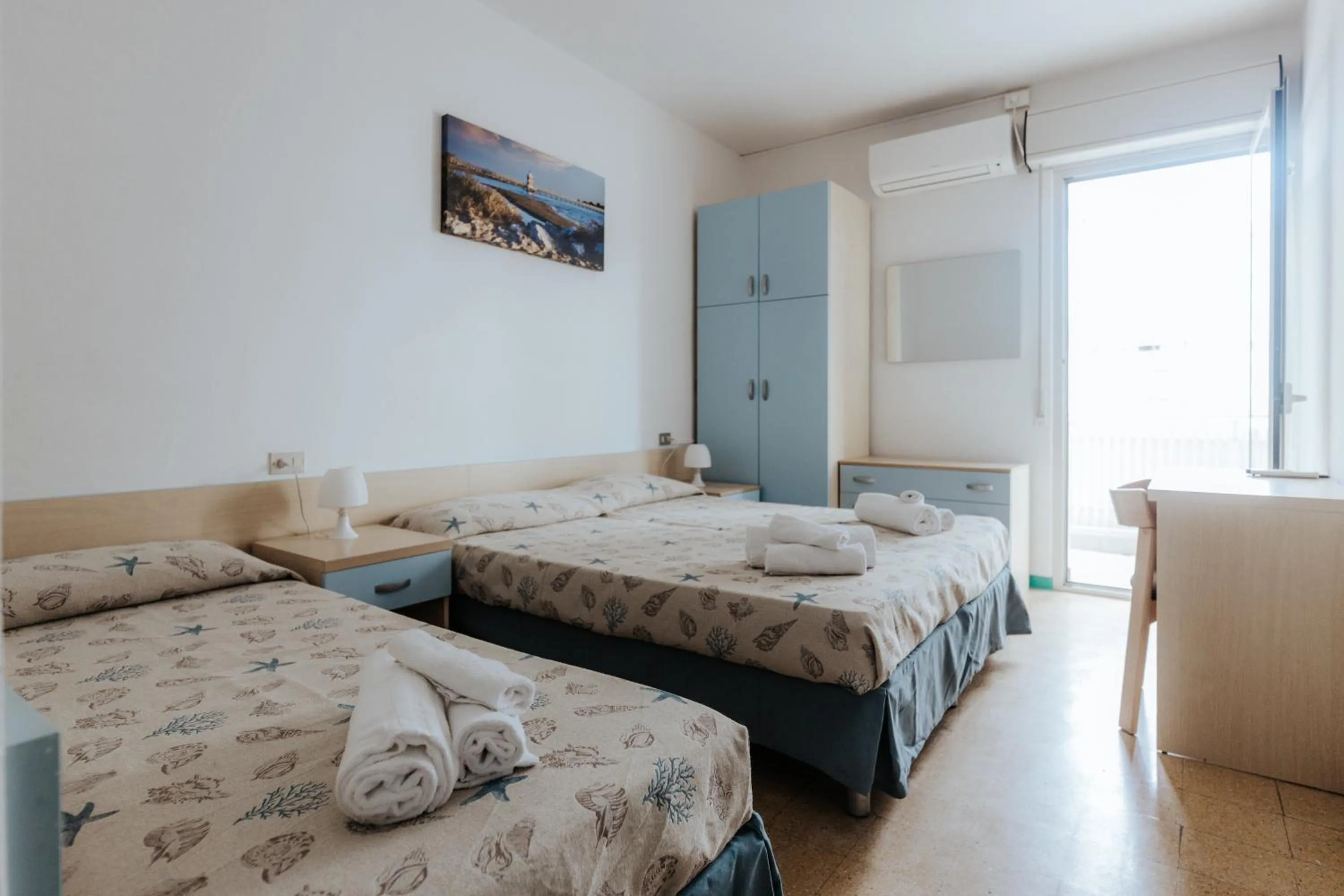 Photo of the whole room, Bed in Hotel Villa Franca