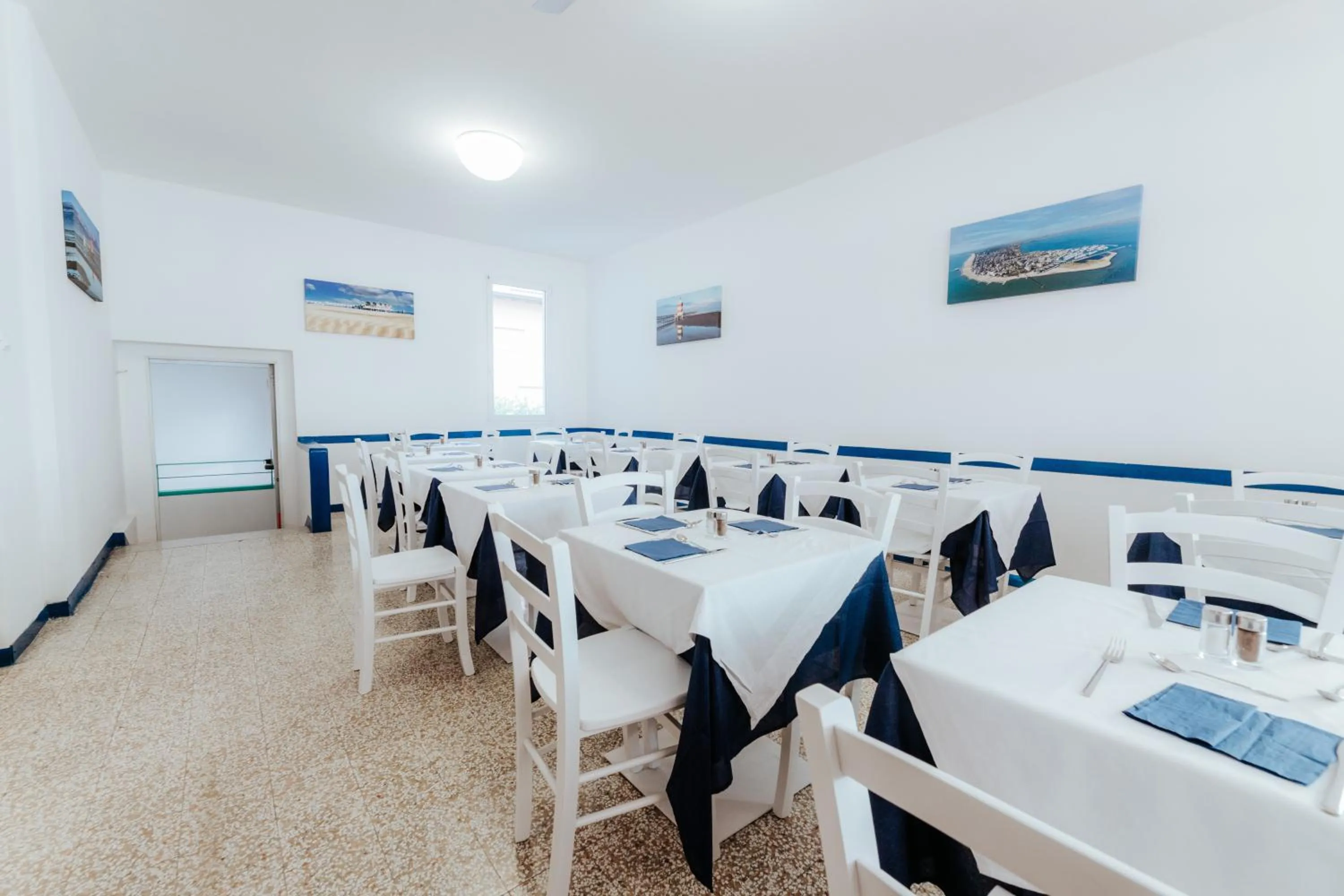Restaurant/places to eat in Hotel Villa Franca