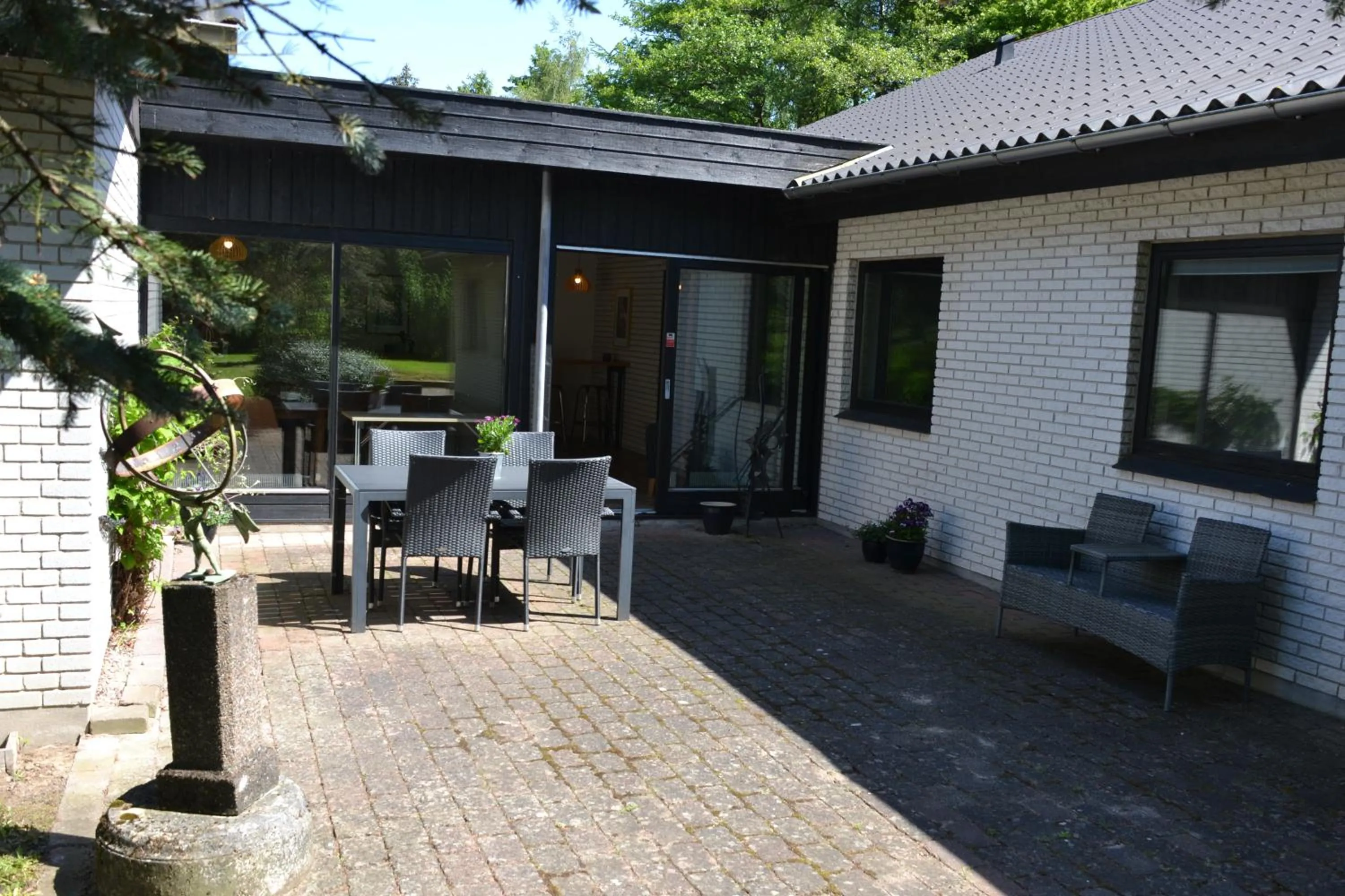 Garden in Dalby Hotel