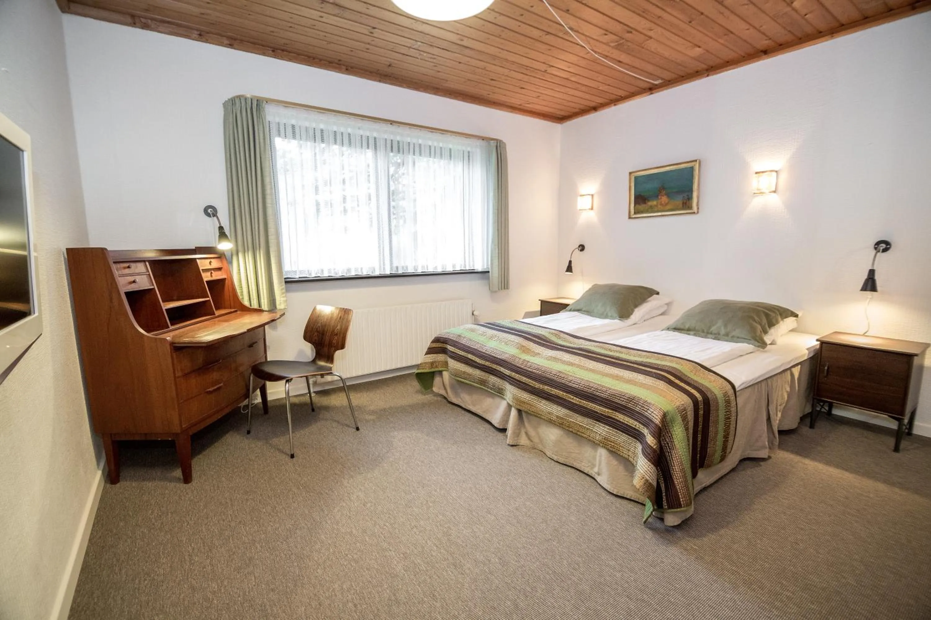 Photo of the whole room, Bed in Dalby Hotel