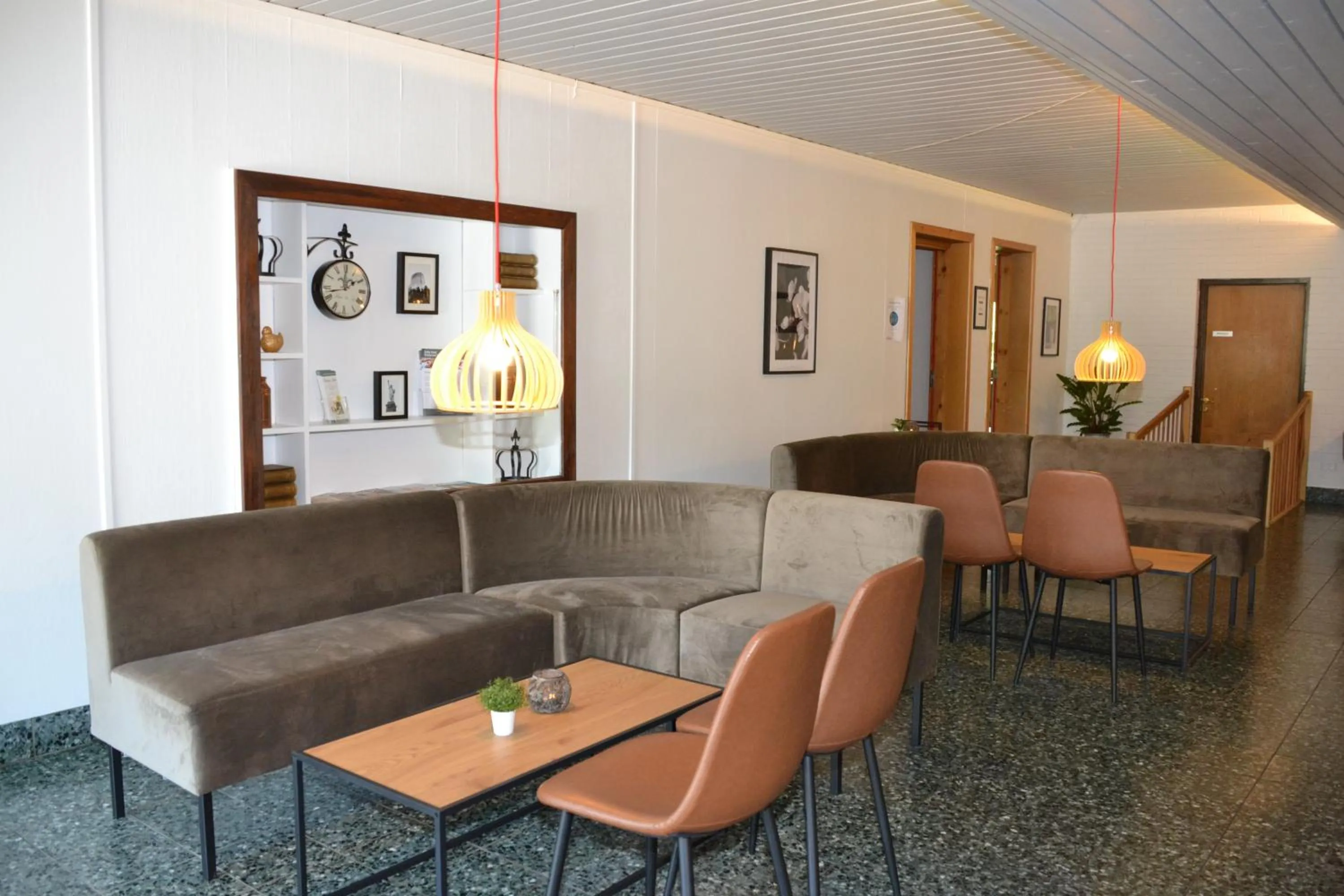 Seating area in Dalby Hotel