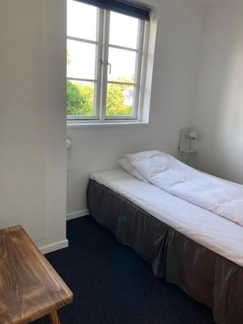 Bedroom, Bed in Dalby Hotel