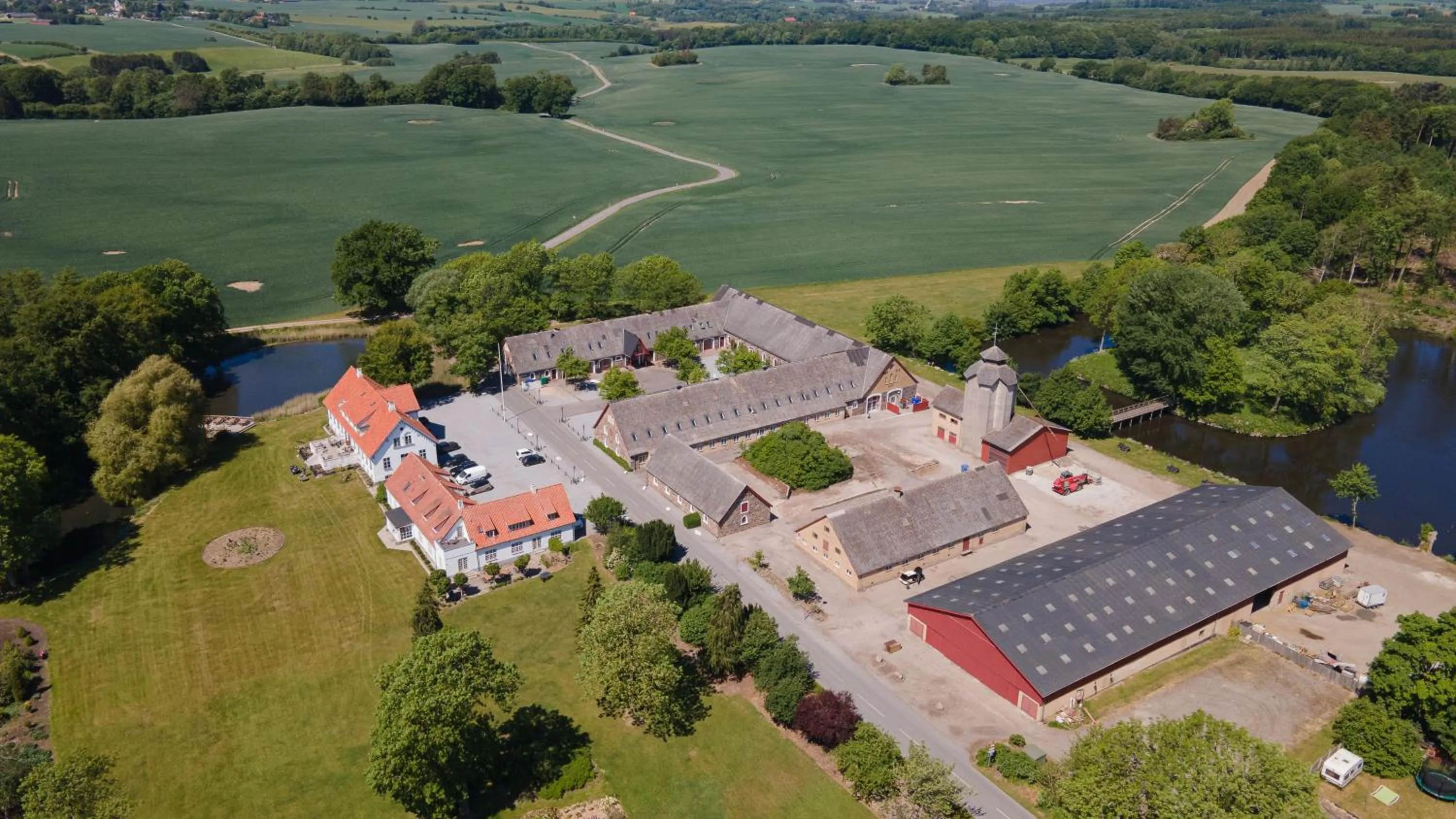 Neighbourhood in Sonnerupgaard Hotel & Konference