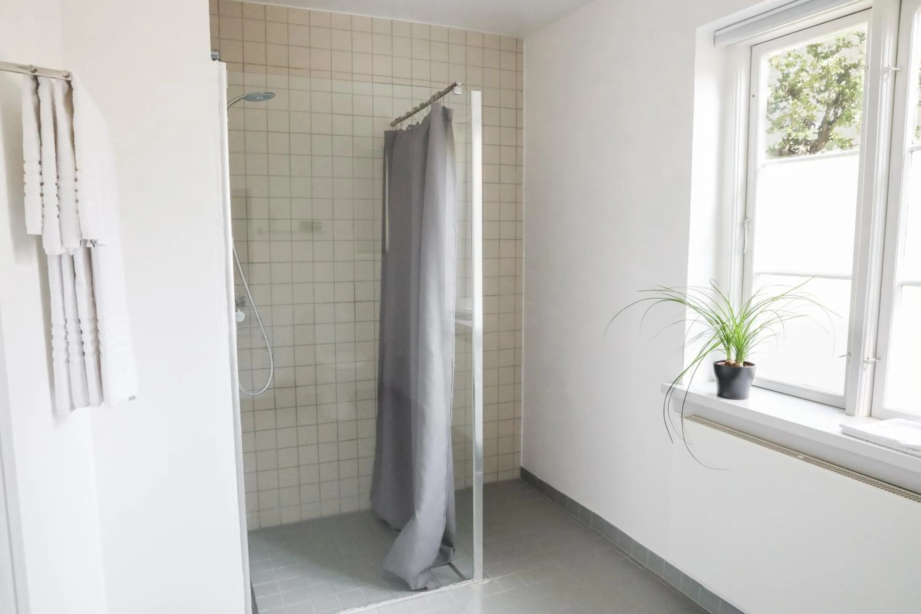 Shower in Bernstorff Castle Hotel