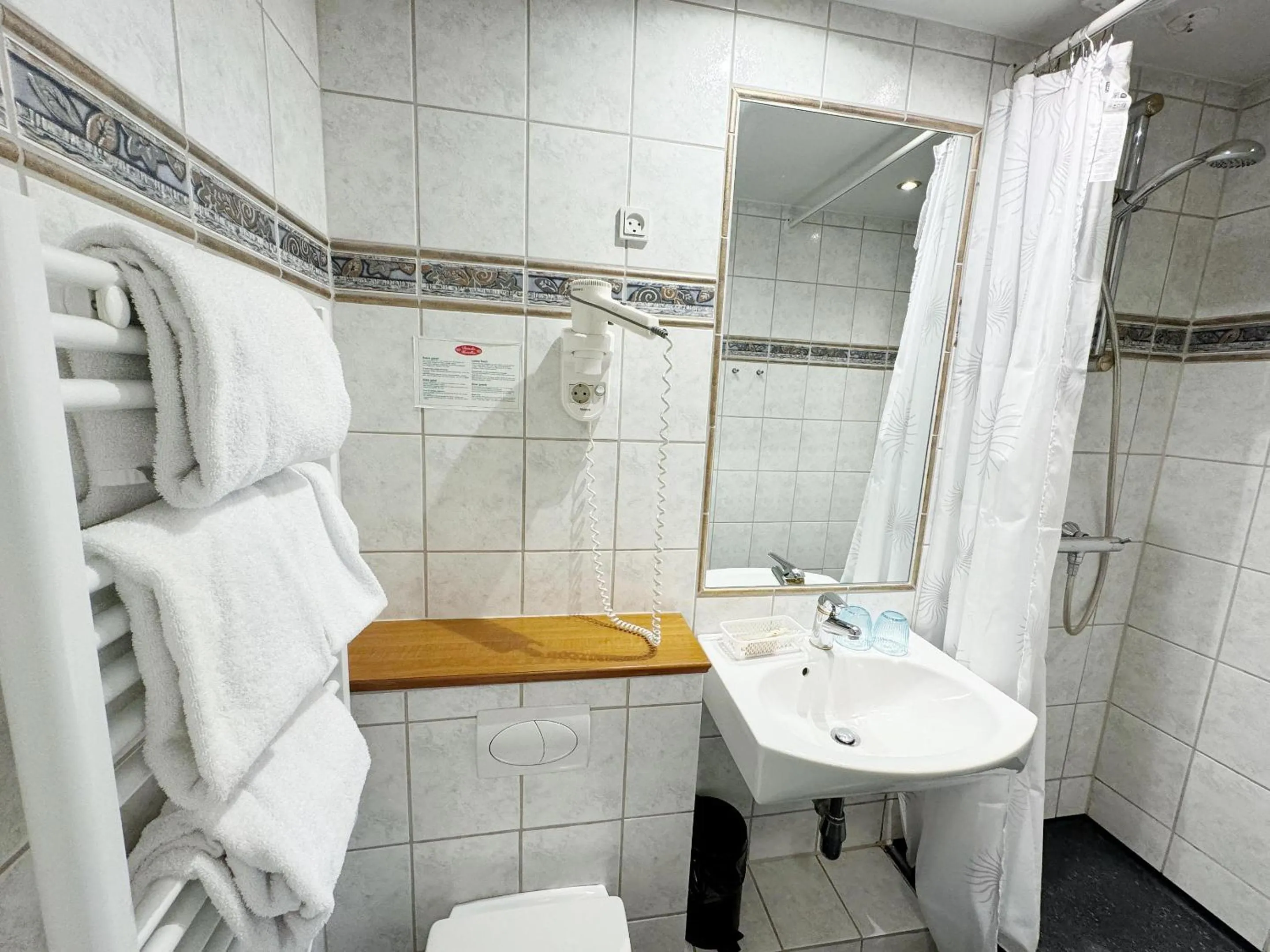 Shower in Hotel Ringkøbing