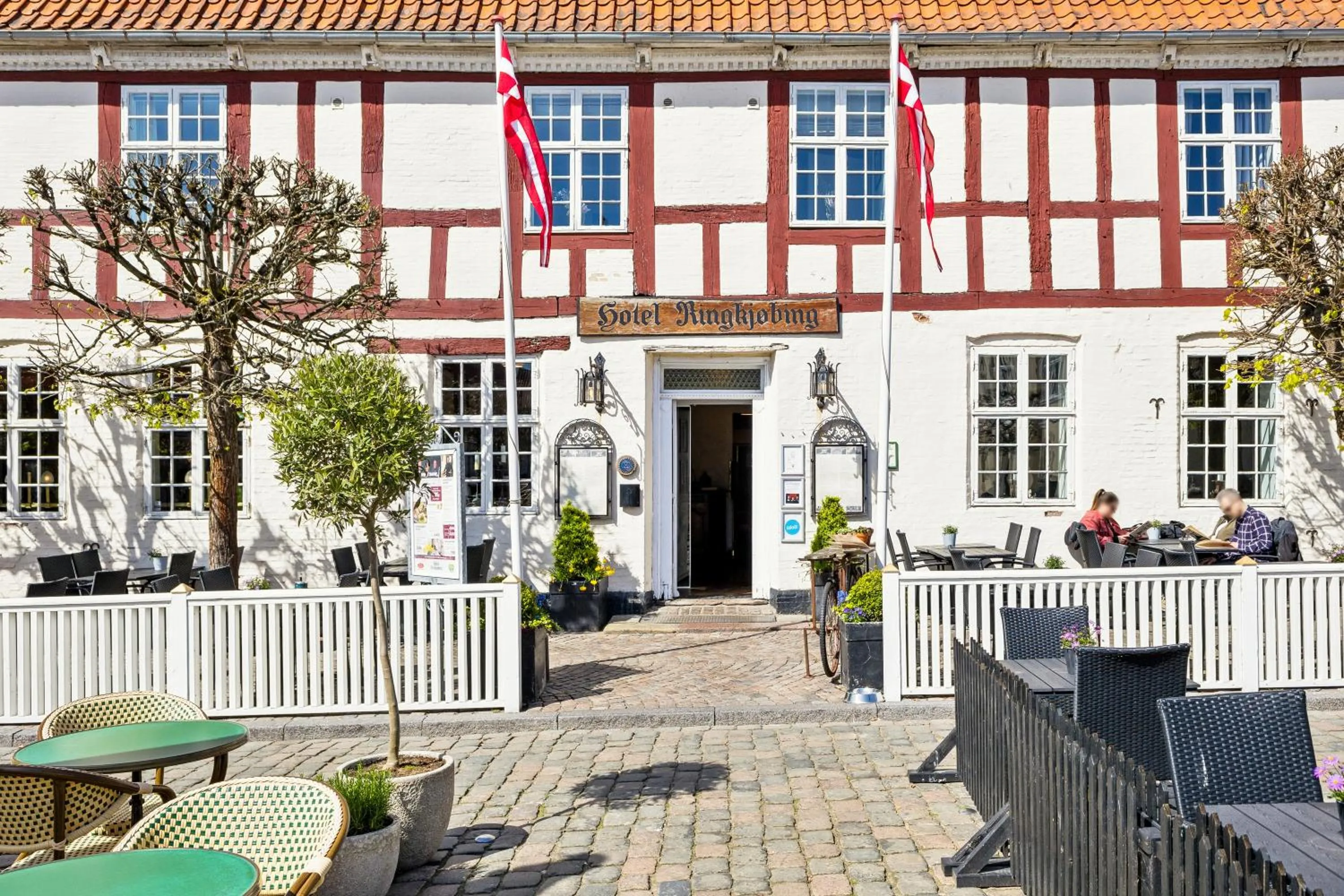 Property building in Hotel Ringkøbing