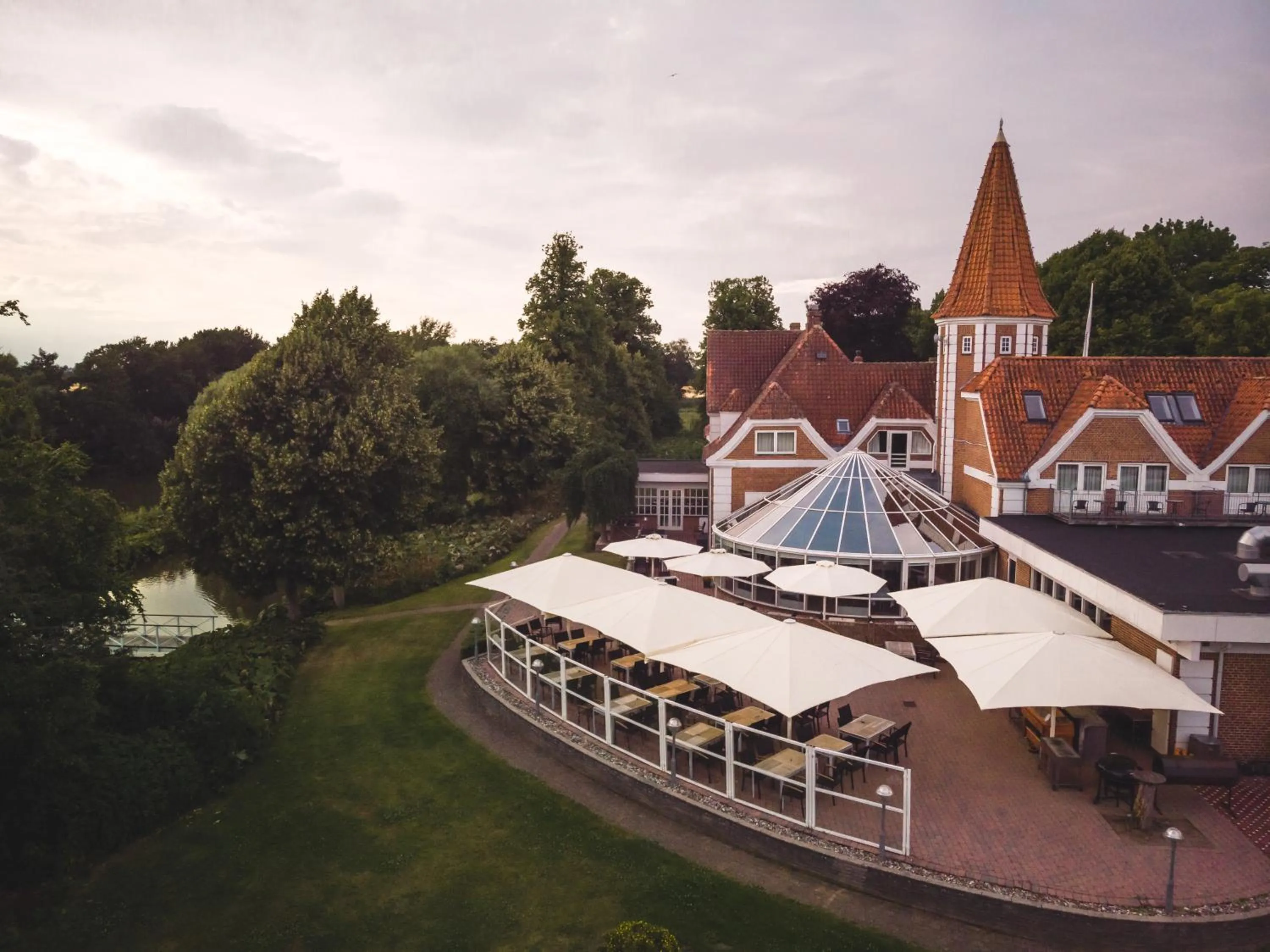 Property building in Hotel Sørup Herregaard