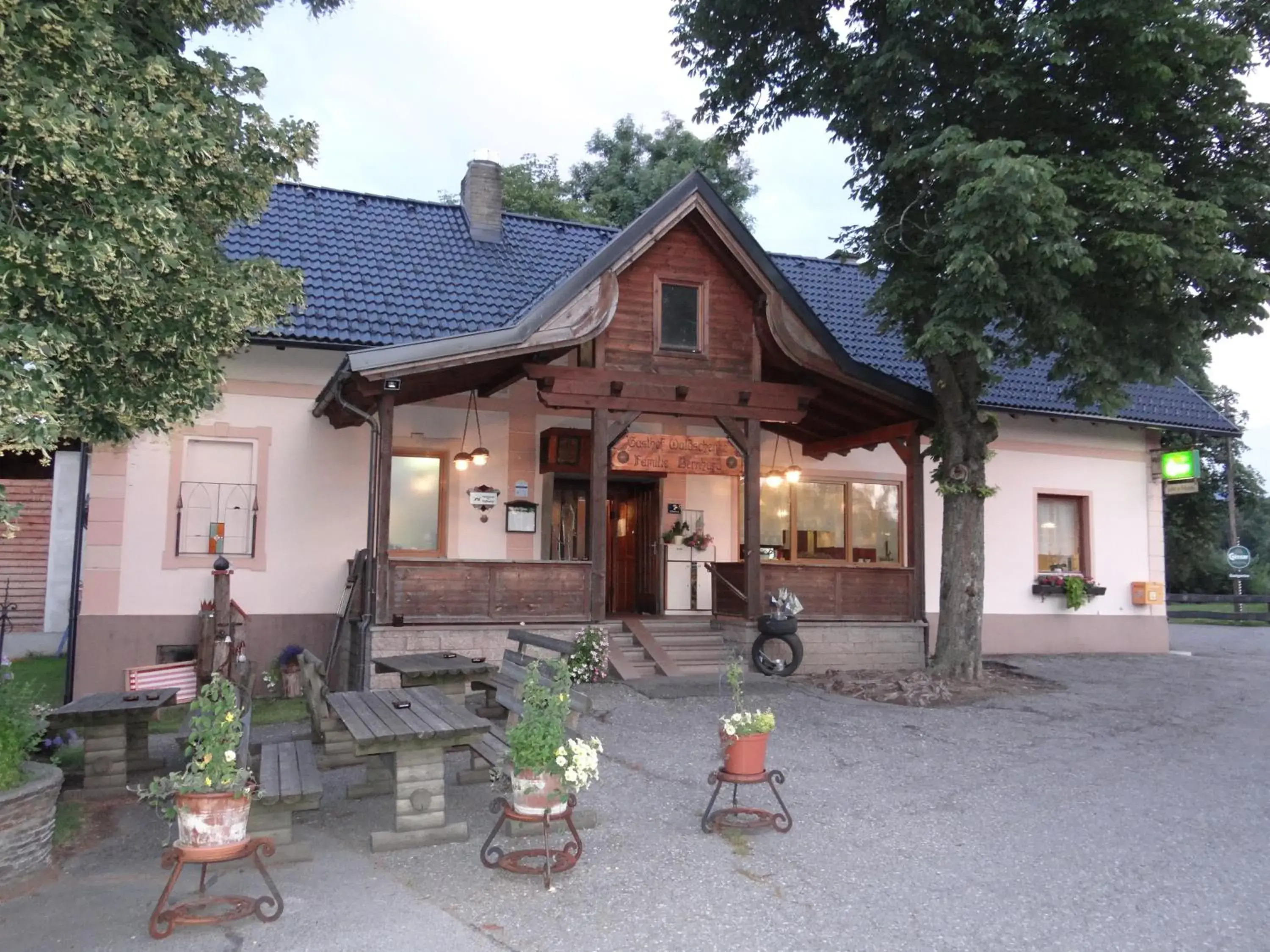 Gasthaus zur Waldschenke Gasthaus zur Waldschenke