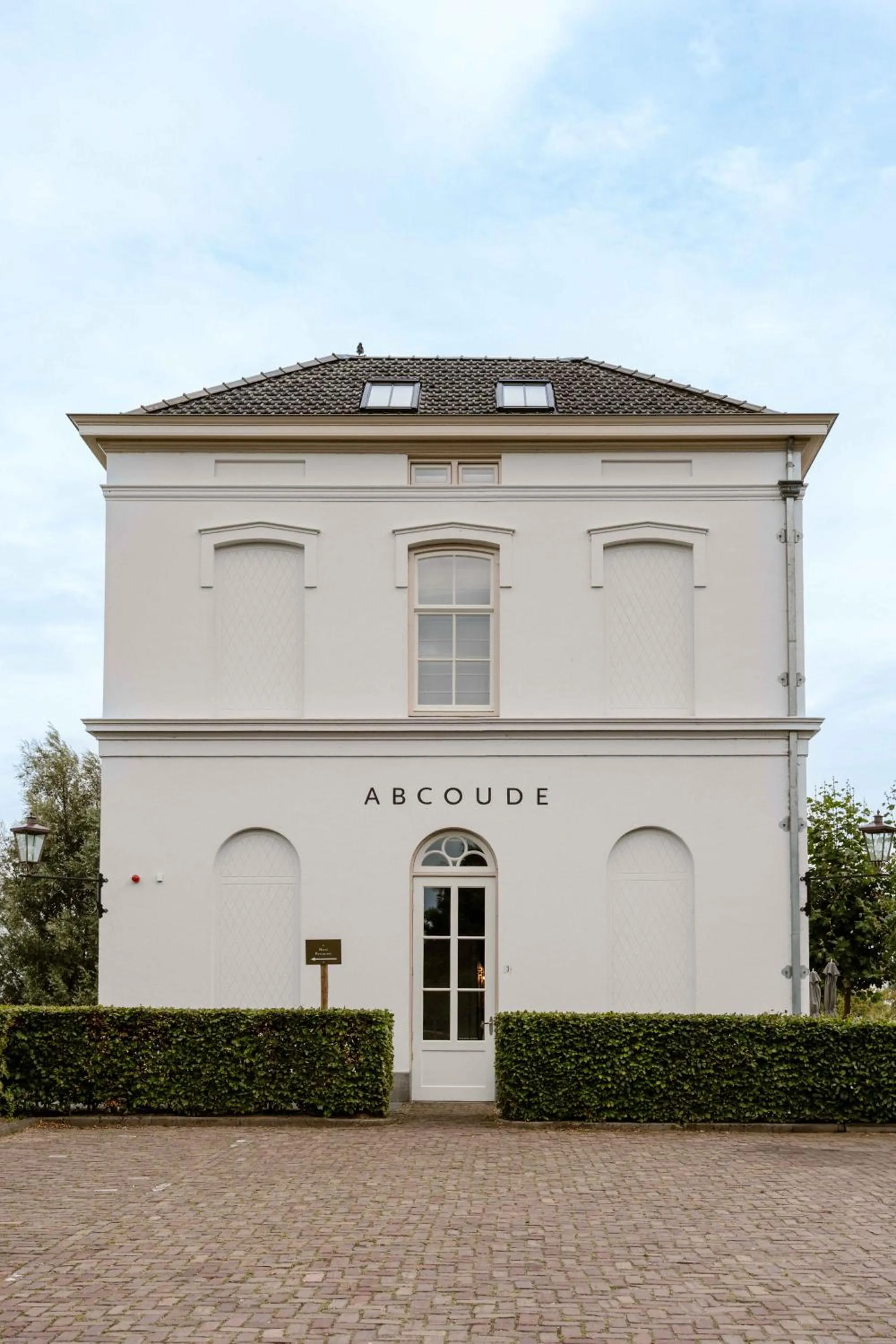 Property building in Boutique Hotel De Witte Dame