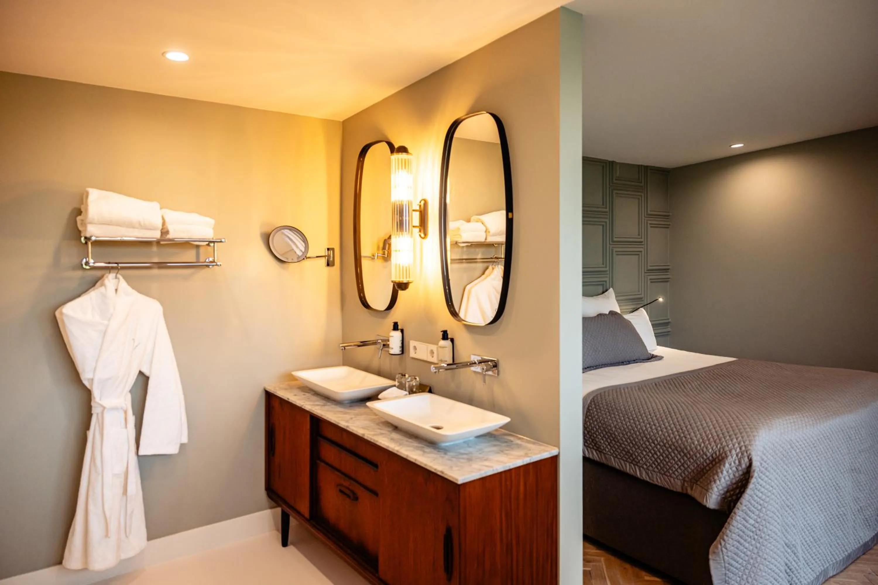 Bed in Boutique Hotel De Witte Dame