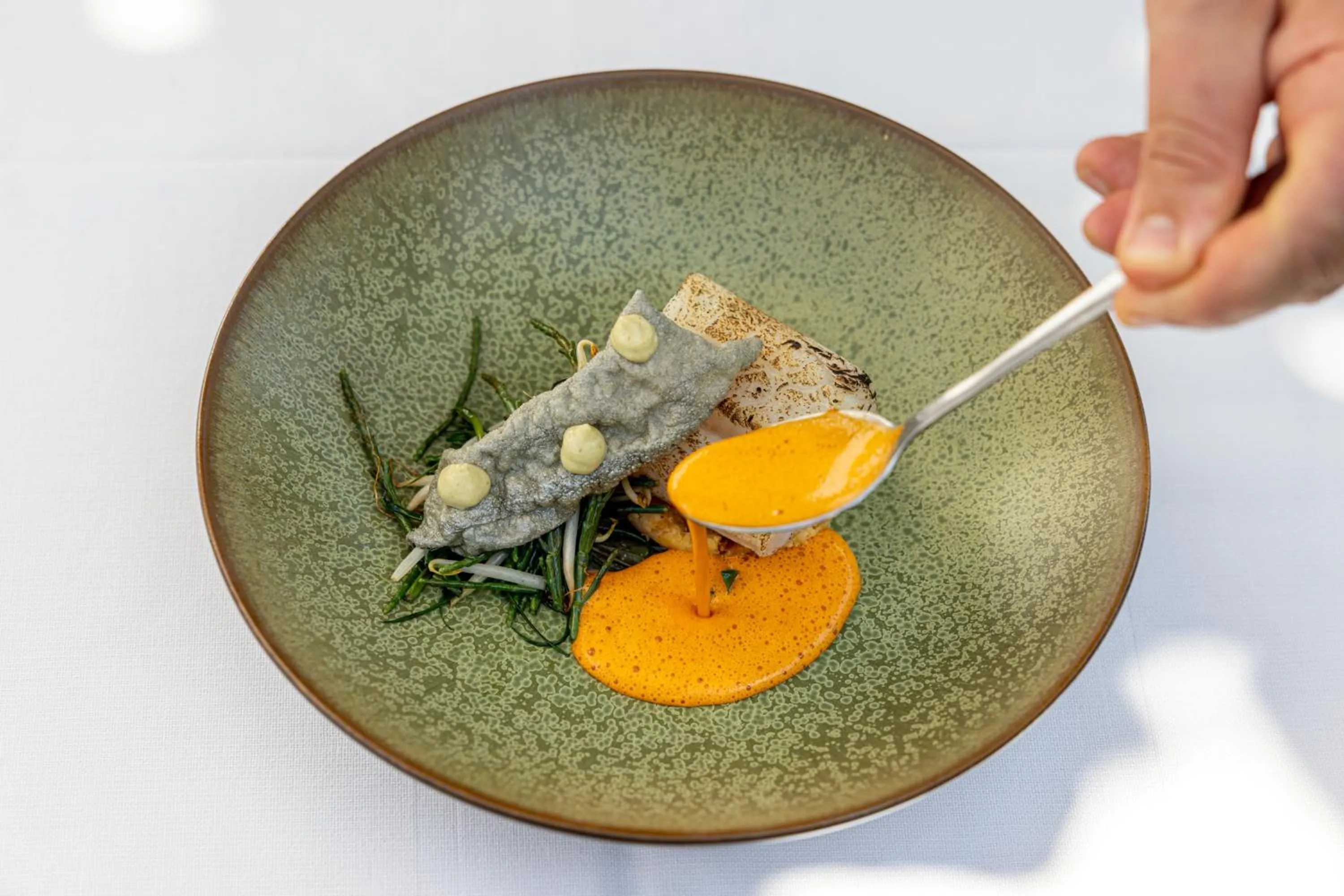 Restaurant/places to eat in Boutique Hotel De Witte Dame