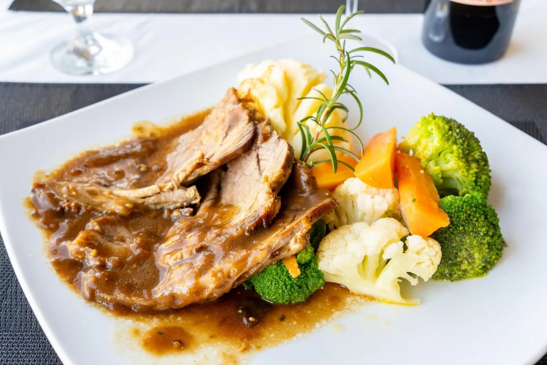 Restaurant/places to eat in Hospitality Kalgoorlie, SureStay Collection by Best Western