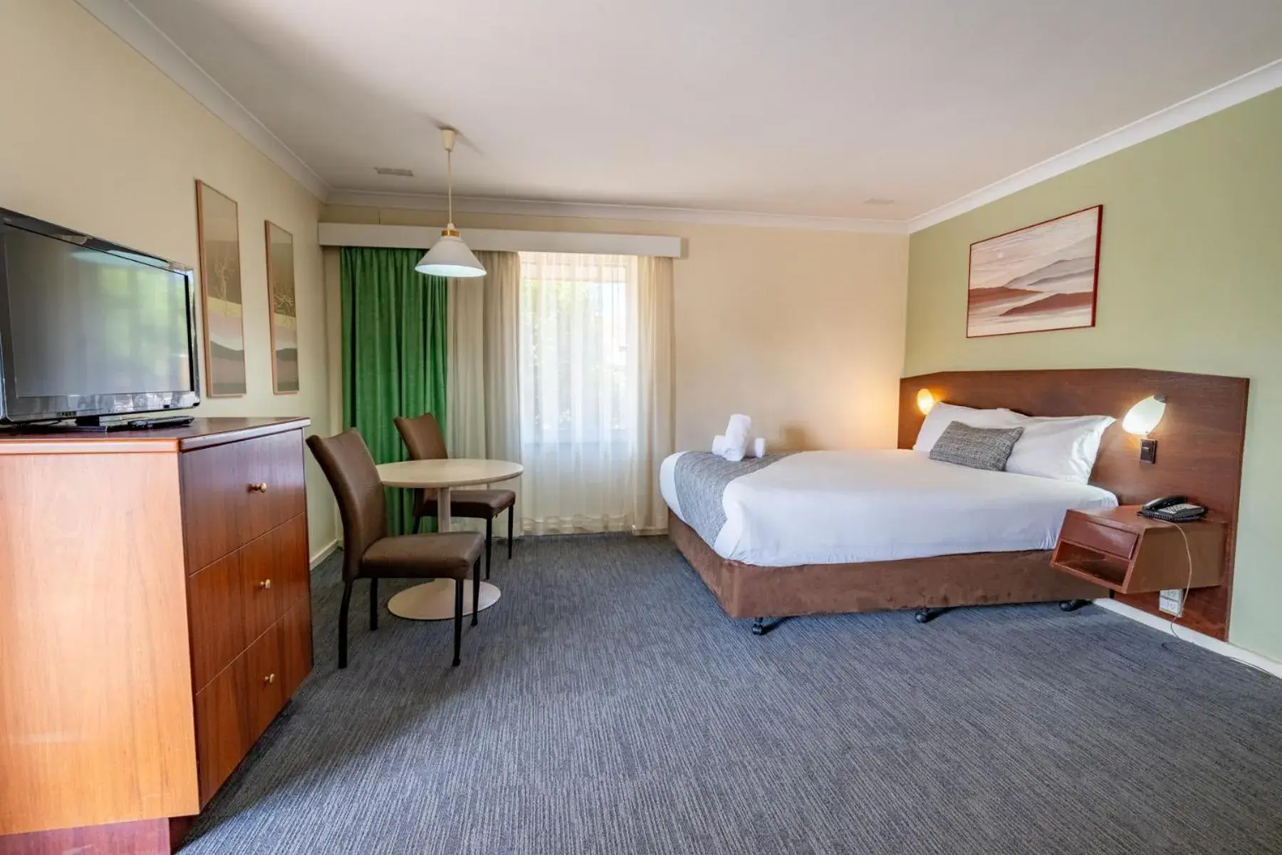 Executive King Room in Hospitality Kalgoorlie, SureStay Collection by Best Western Executive King Room in Hospitality Kalgoorlie, SureStay Collection by Best Western