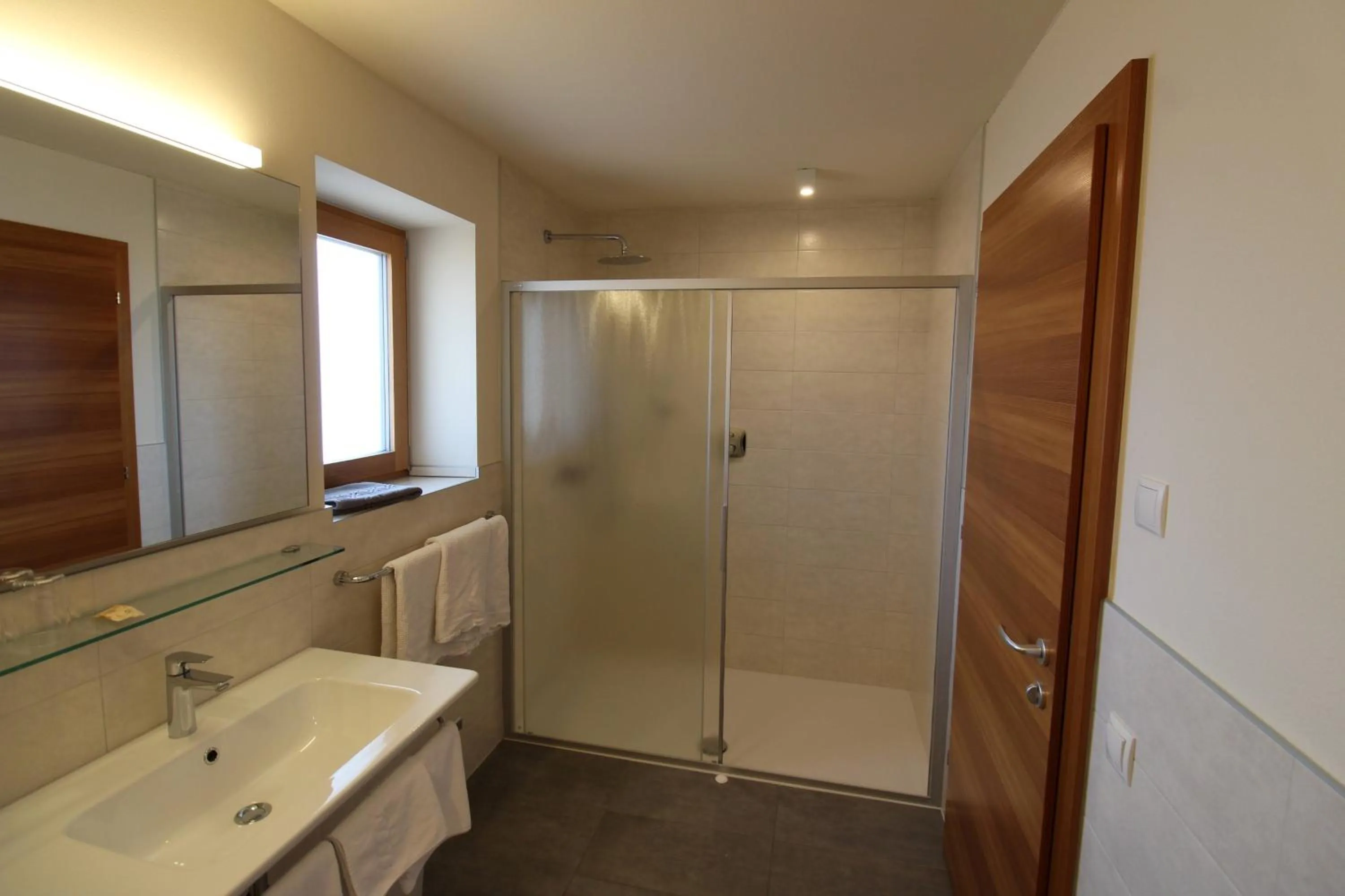 Bathroom in Gasthaus zum Weissen Kreuz