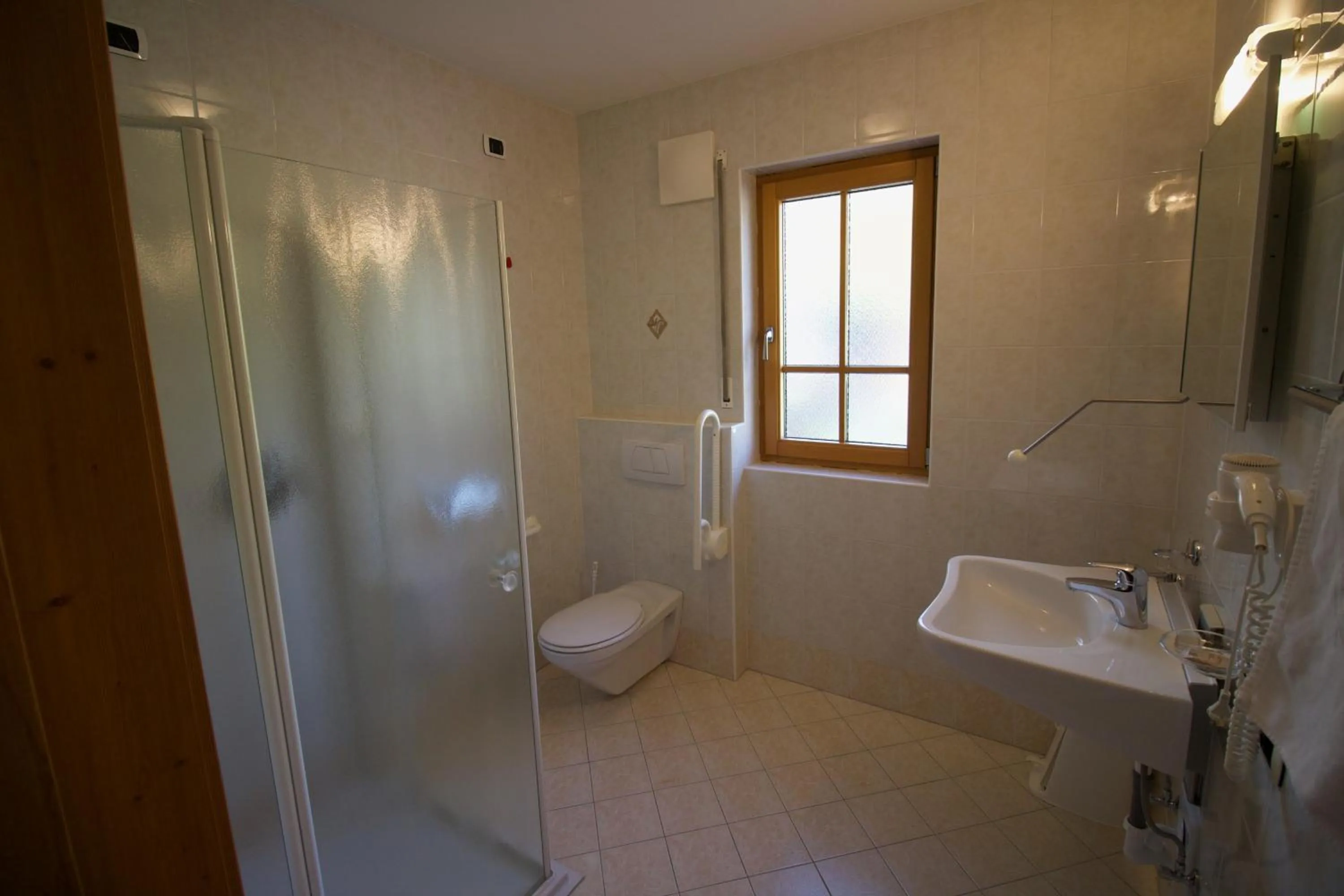 Bathroom in Gasthaus zum Weissen Kreuz