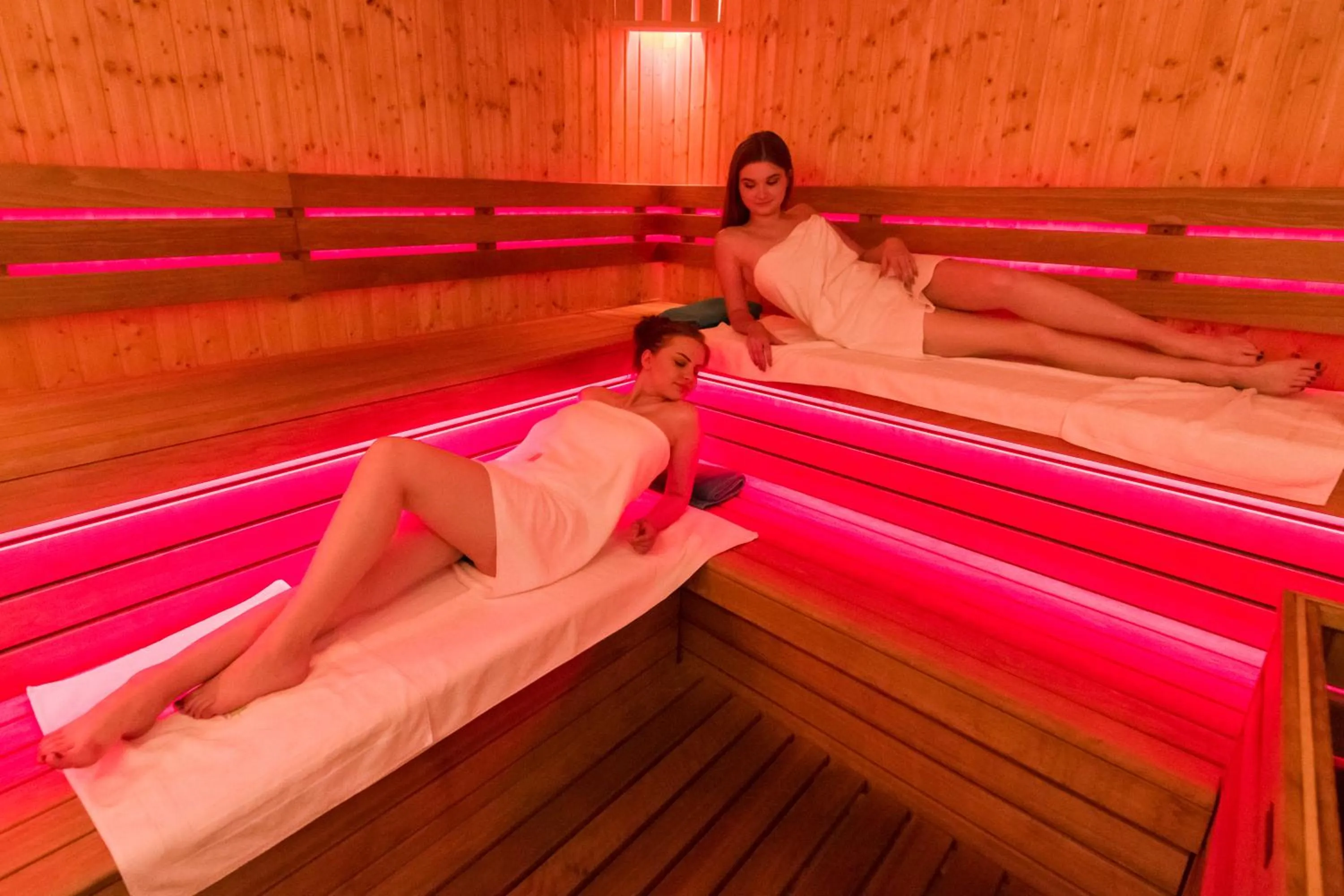 People in Hotel i Aquapark Olender