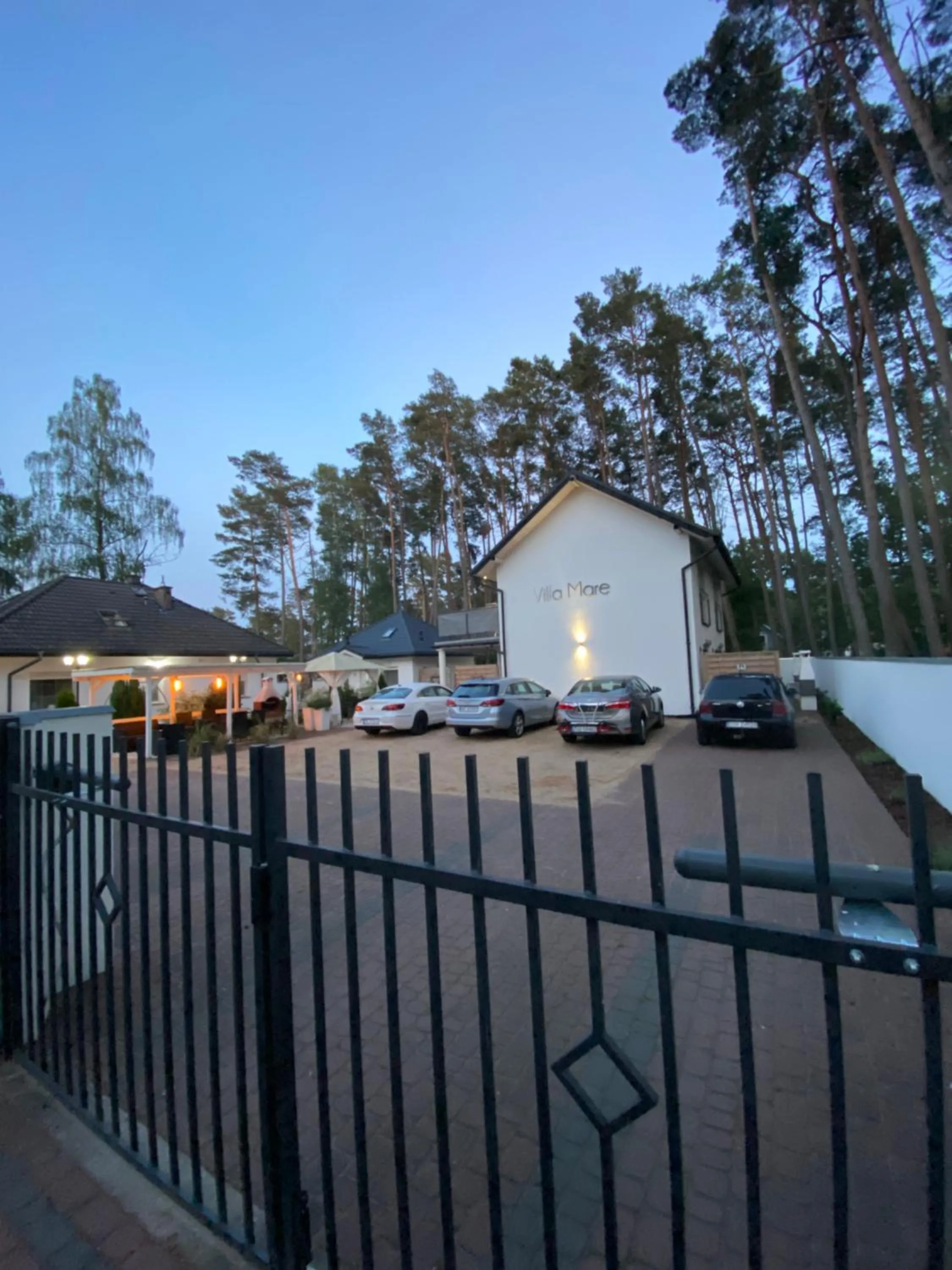 VILLA MARE APARTAMENTY Tarasy Grill Parking POBIEROWO