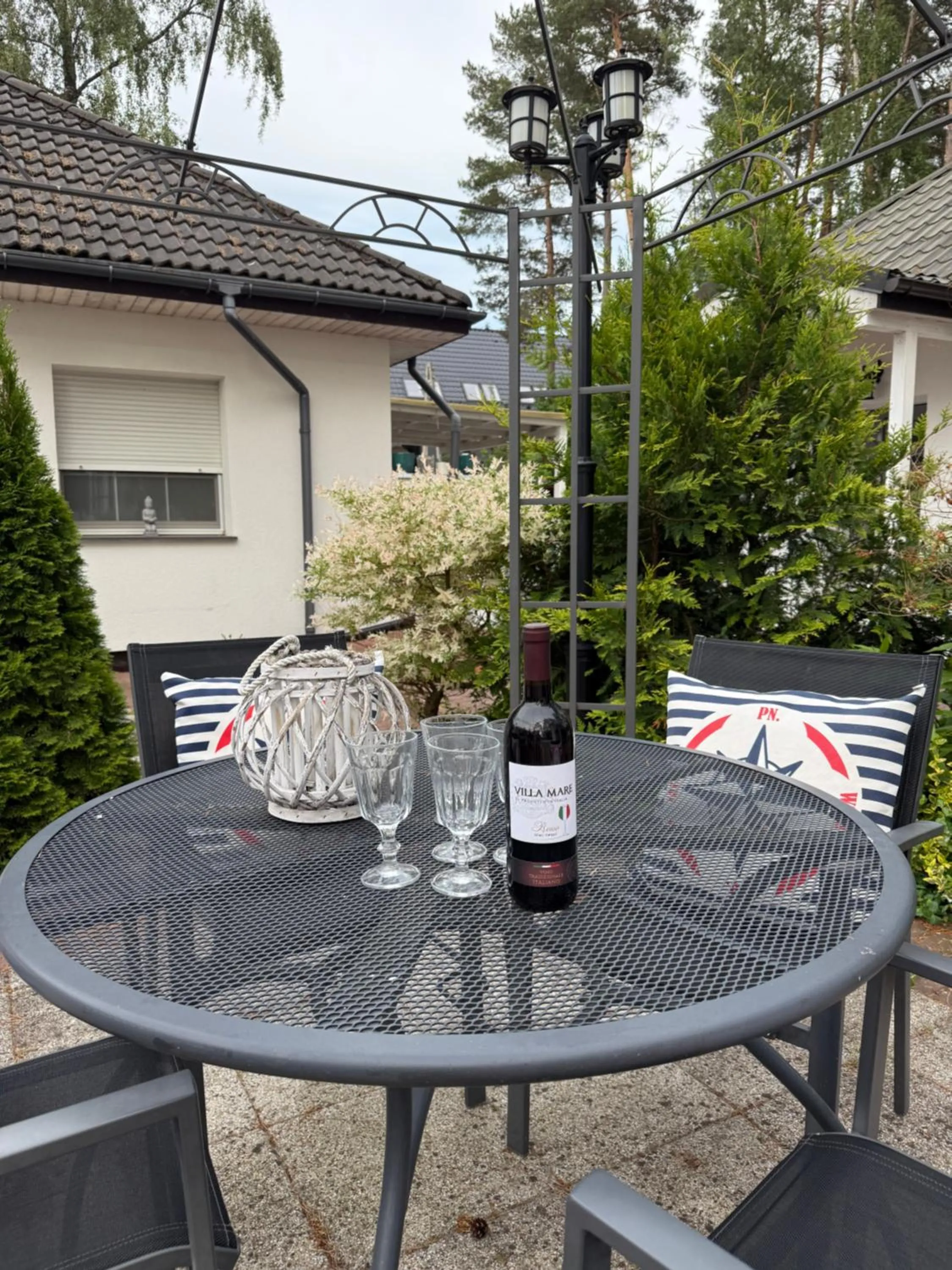VILLA MARE APARTAMENTY Tarasy Grill Parking POBIEROWO