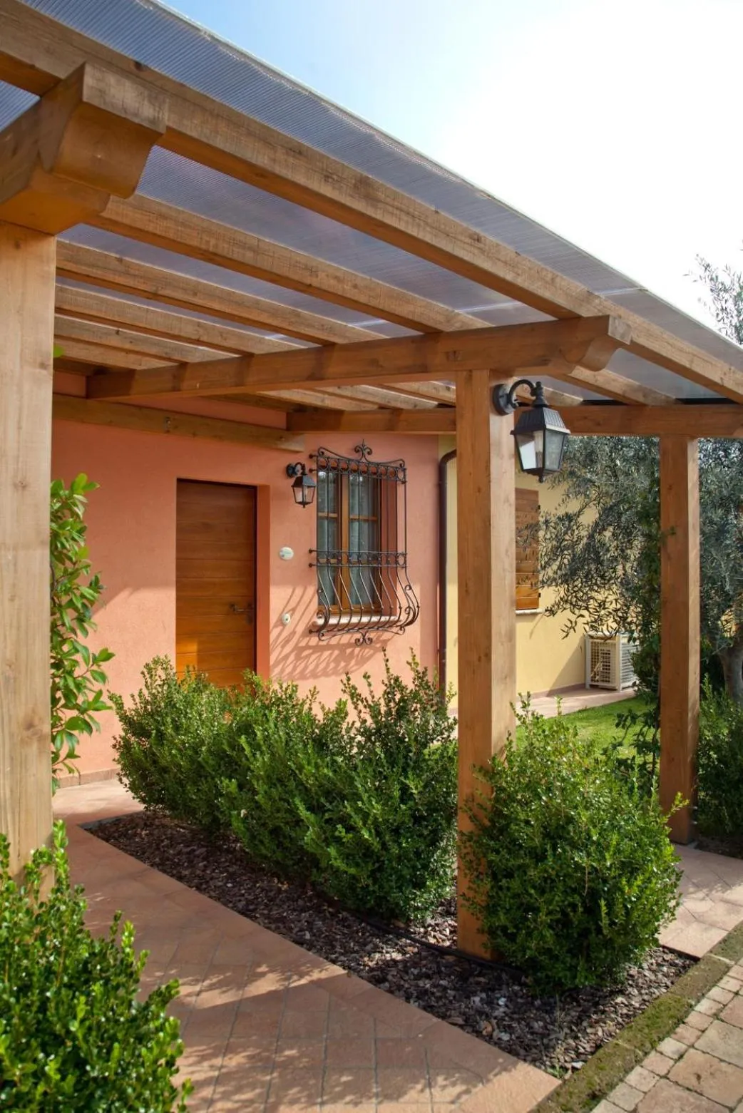 Patio in Valle del Metauro Country House