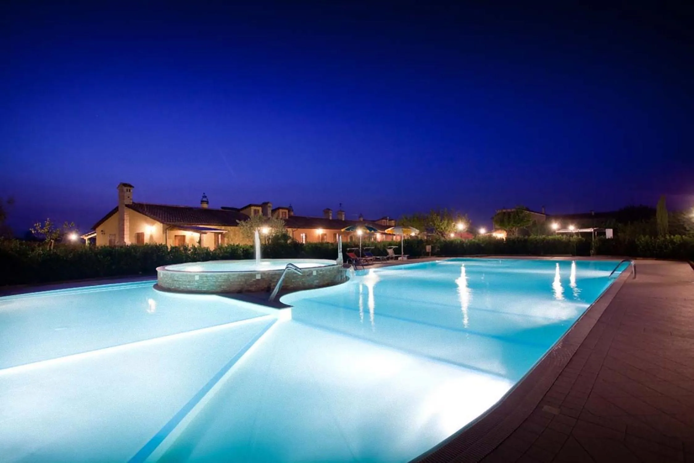 Pool view in Valle del Metauro Country House