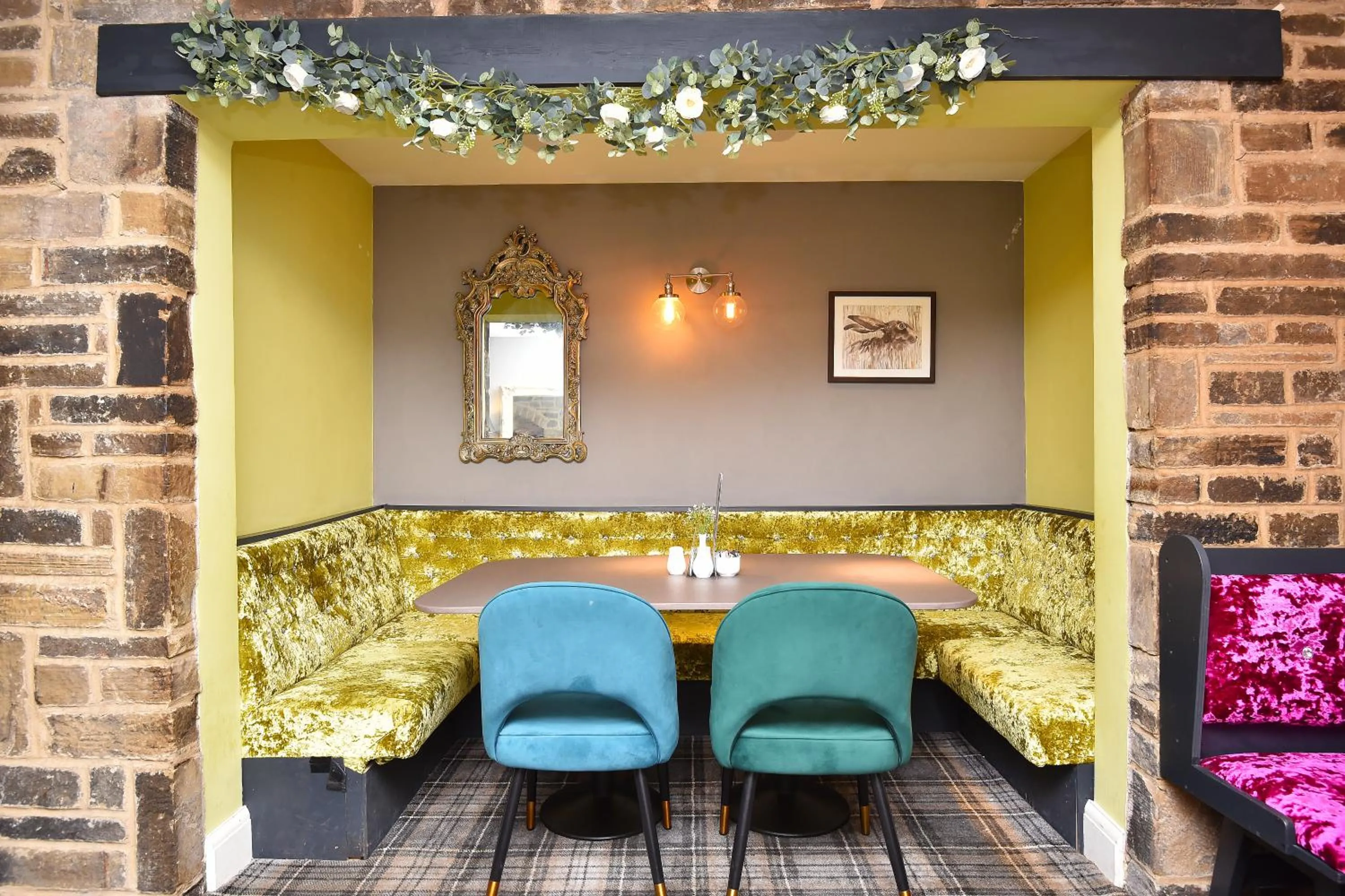 Seating area in Chequers Inn