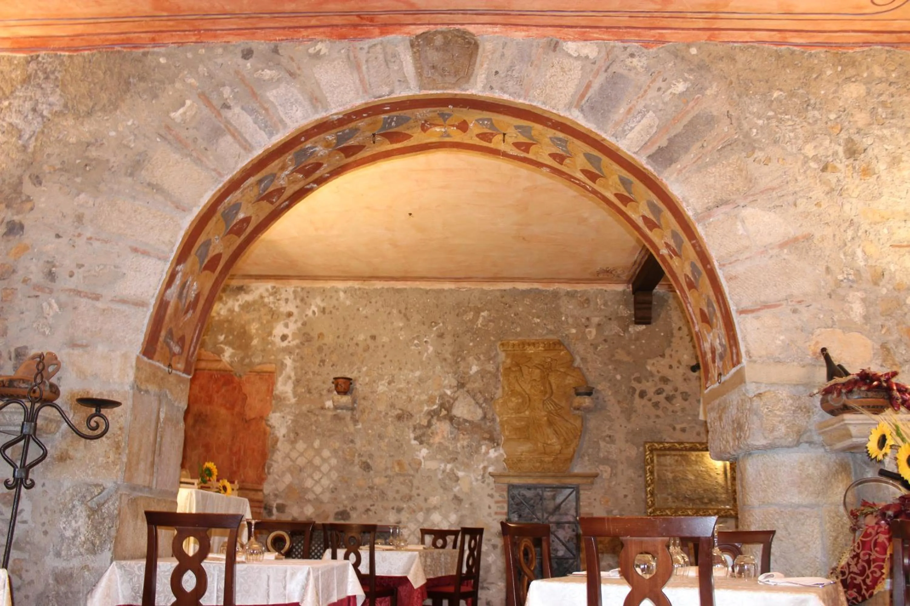 Restaurant/places to eat in Villa Cosilinum