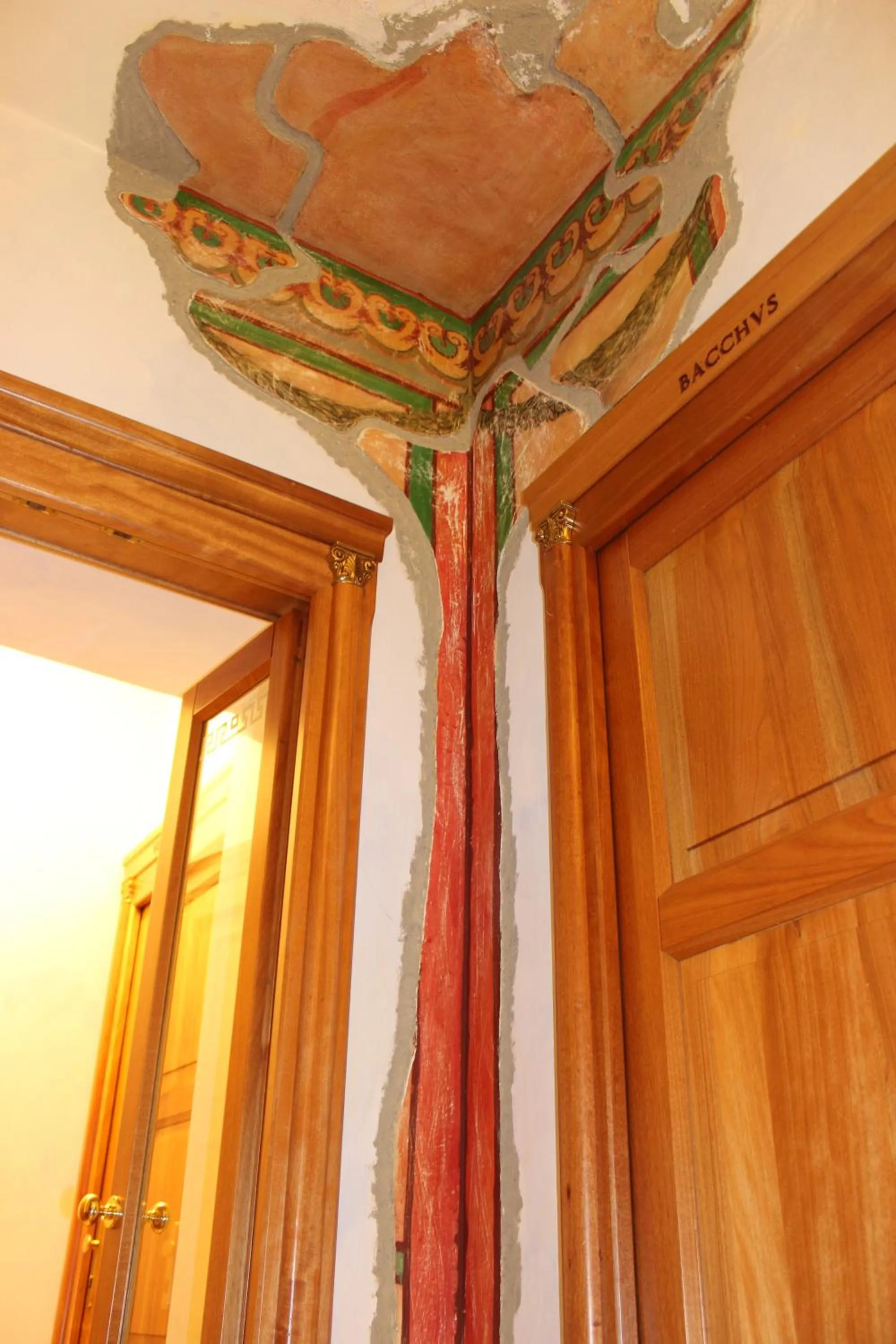 Decorative detail in Villa Cosilinum