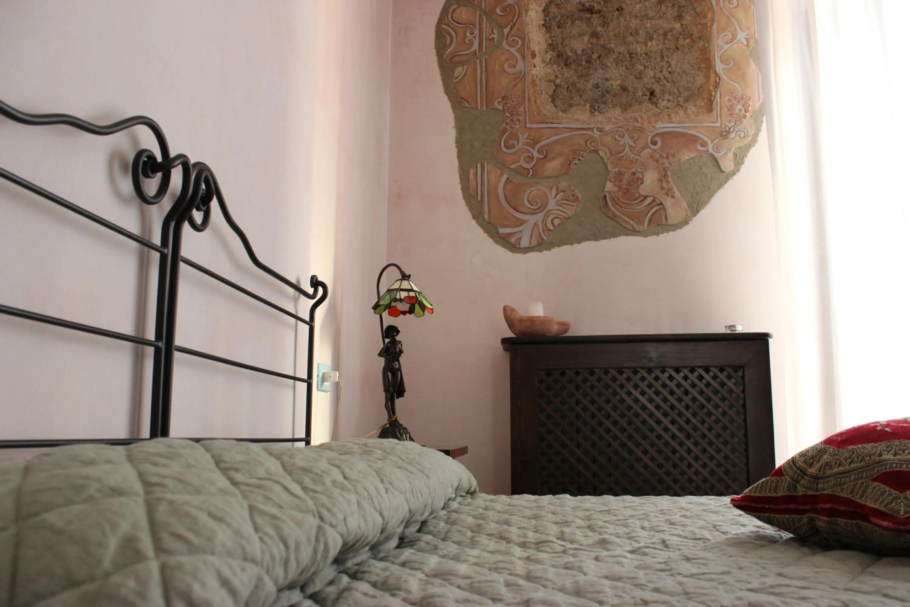 Decorative detail in Villa Cosilinum