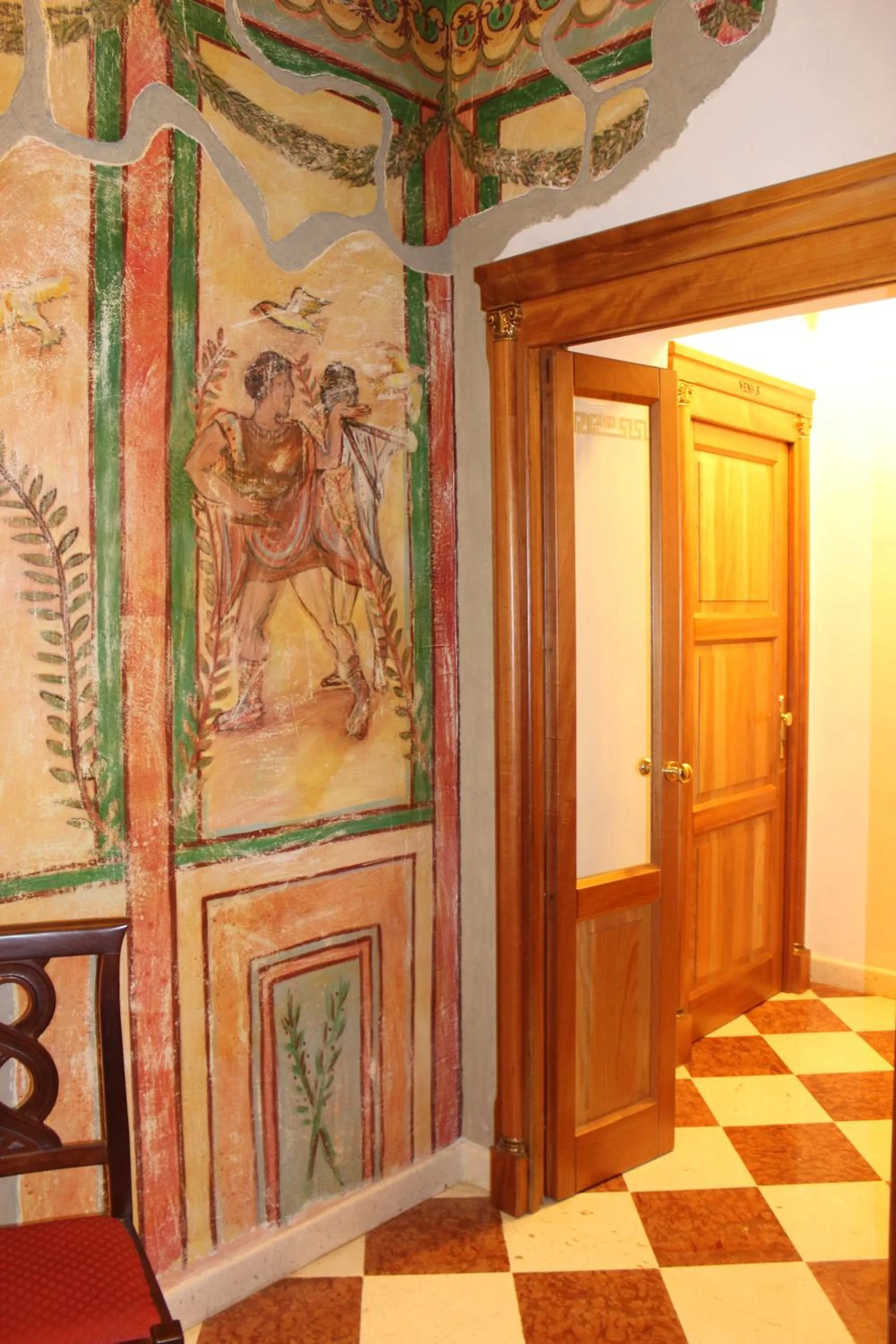 Decorative detail in Villa Cosilinum