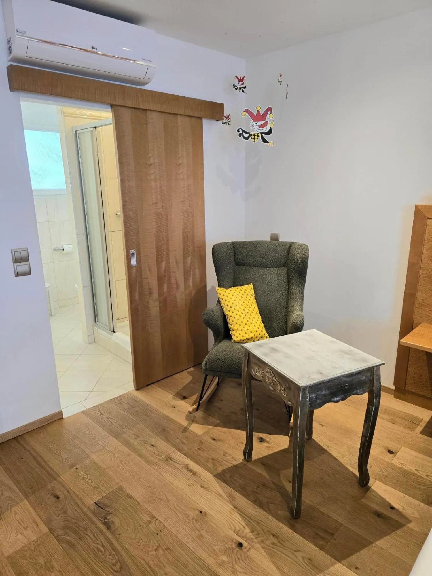 Photo of the whole room in Boutique Hotel Goldenes Lamm Villach