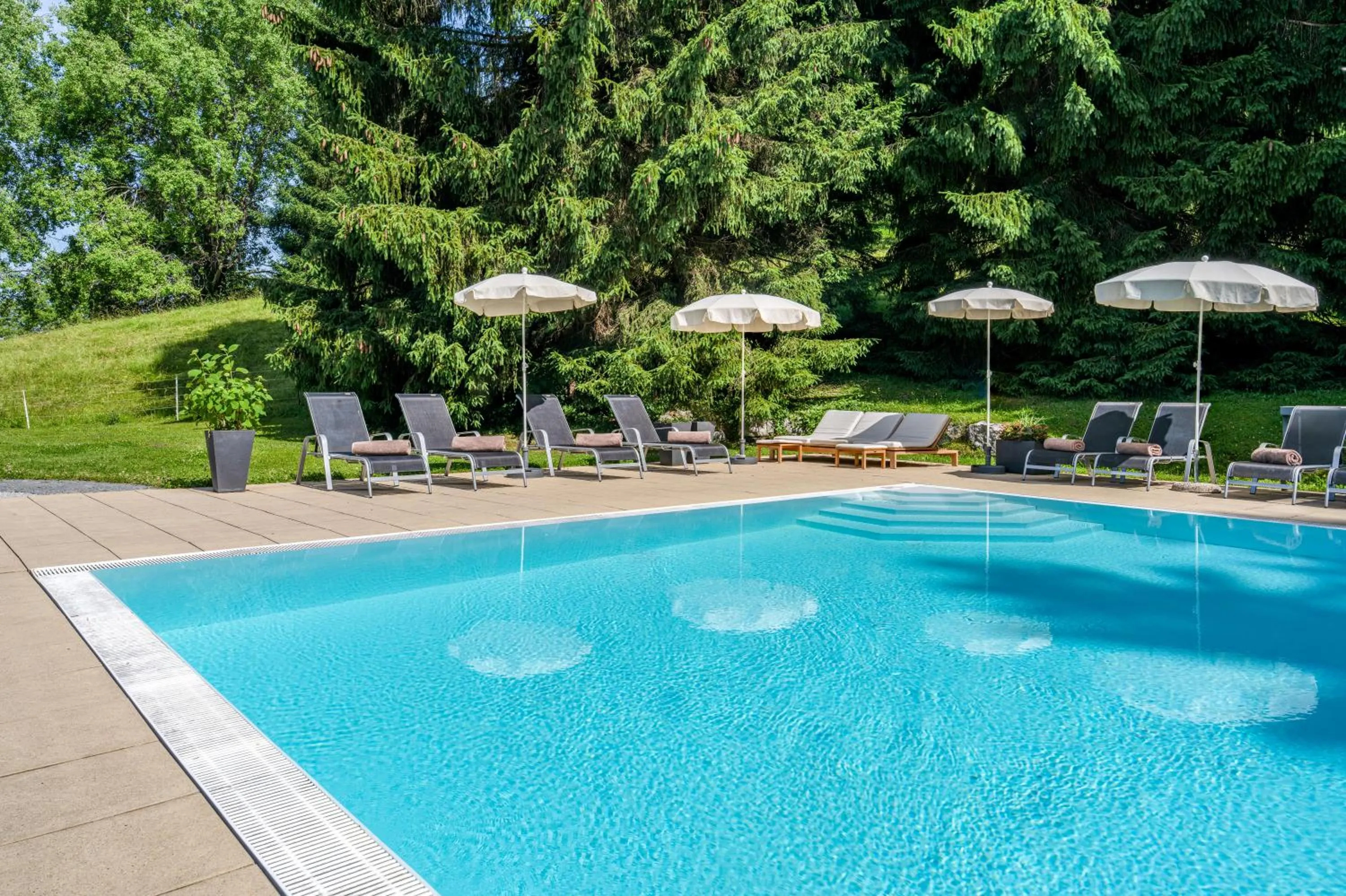 Garden in Romantik Hotel Die Gersberg Alm mit Panoramablick auf Salzburg