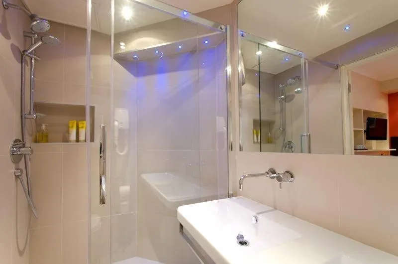 Shower in Rhodes Hotel