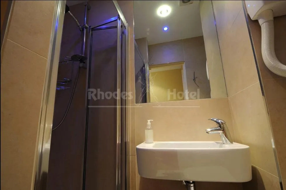 Bathroom in Rhodes Hotel