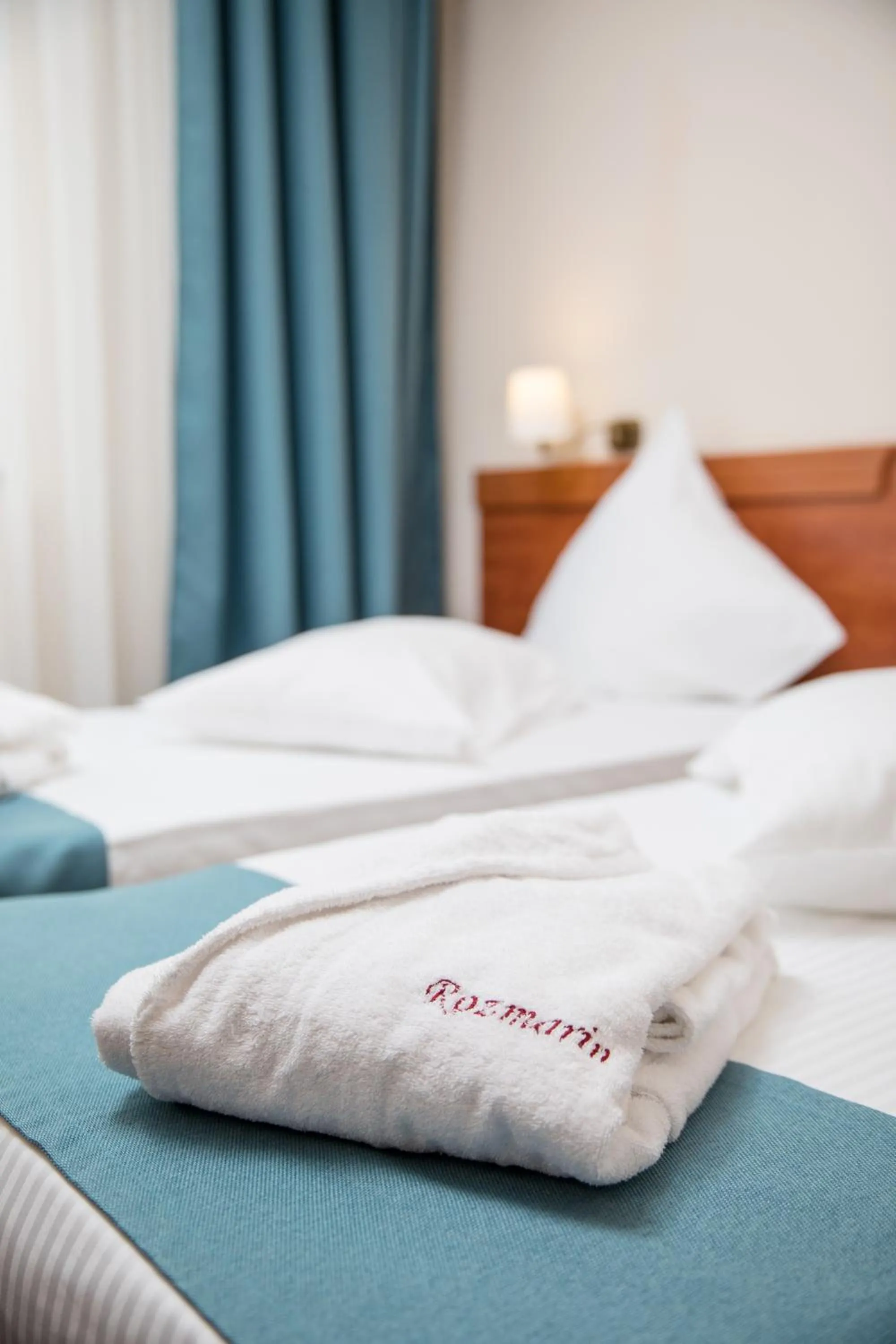 Bed in Hotel Rozmarin