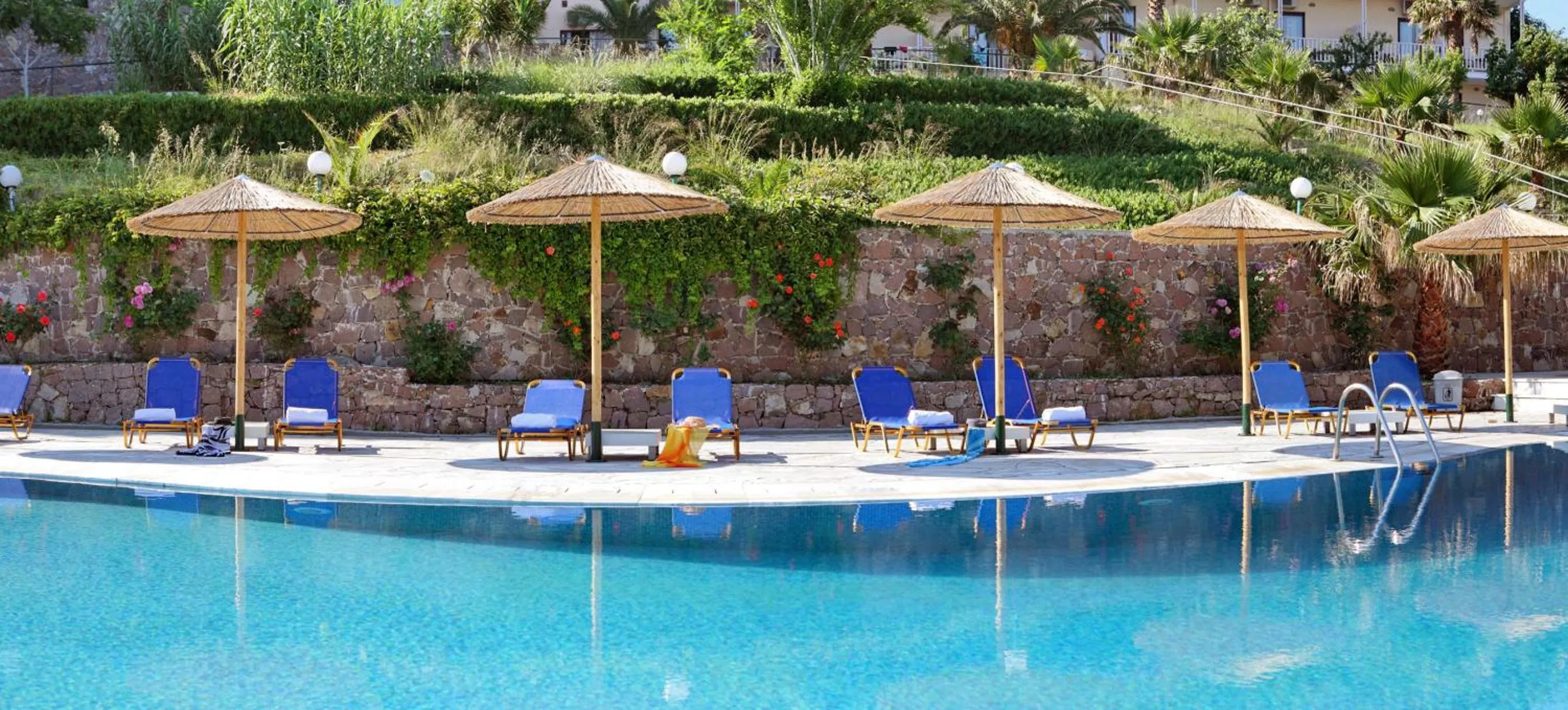 Swimming pool in Viva Mare Hotel & Spa