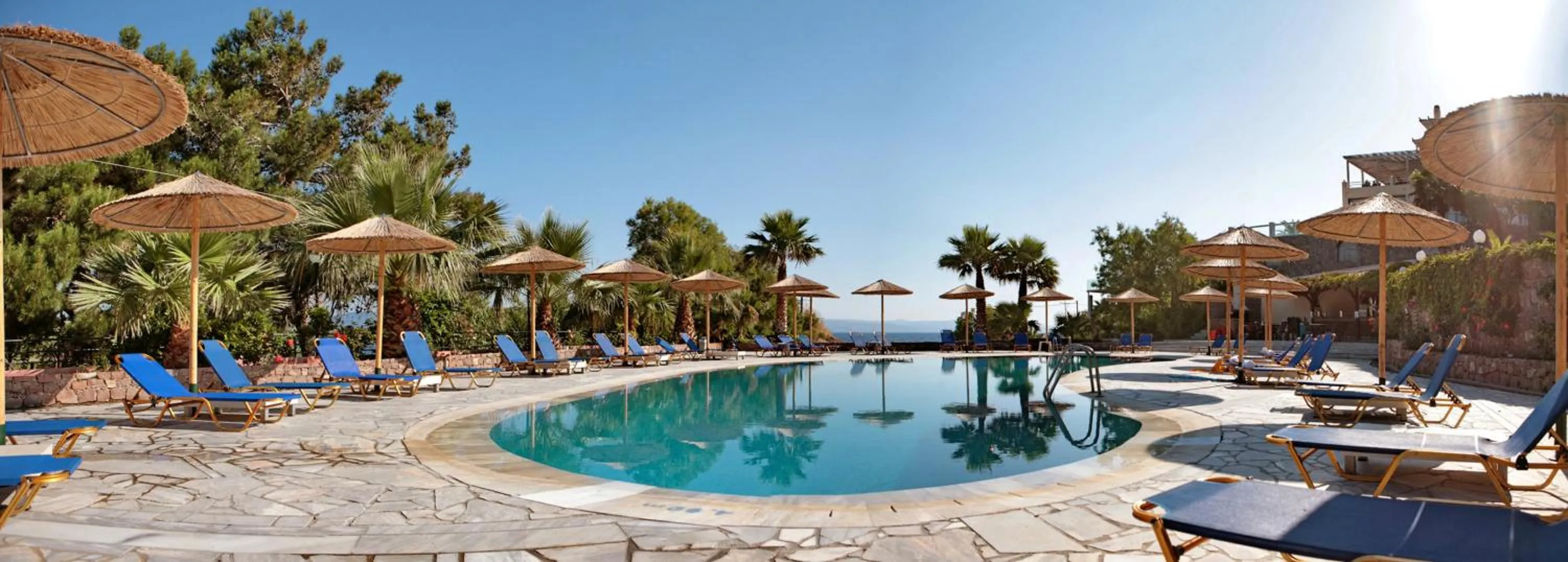 Swimming pool in Viva Mare Hotel & Spa