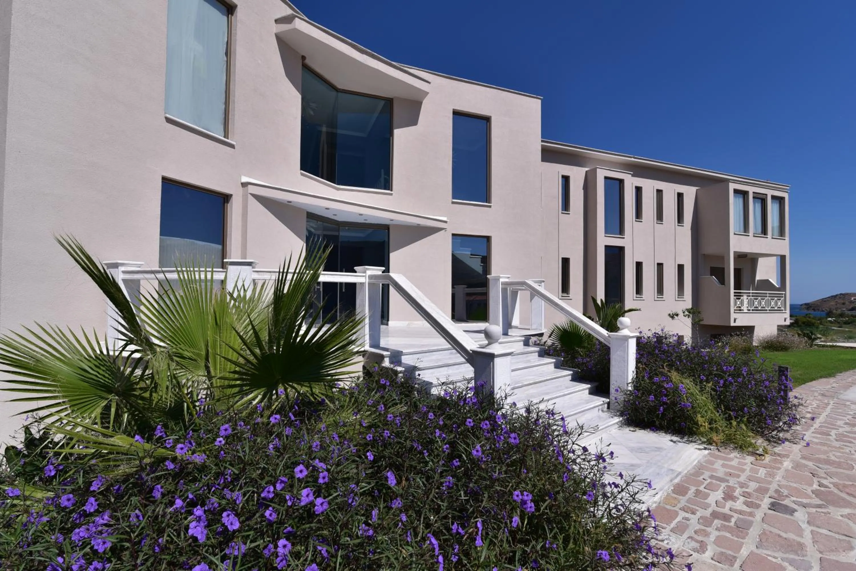 Property building in Viva Mare Hotel & Spa