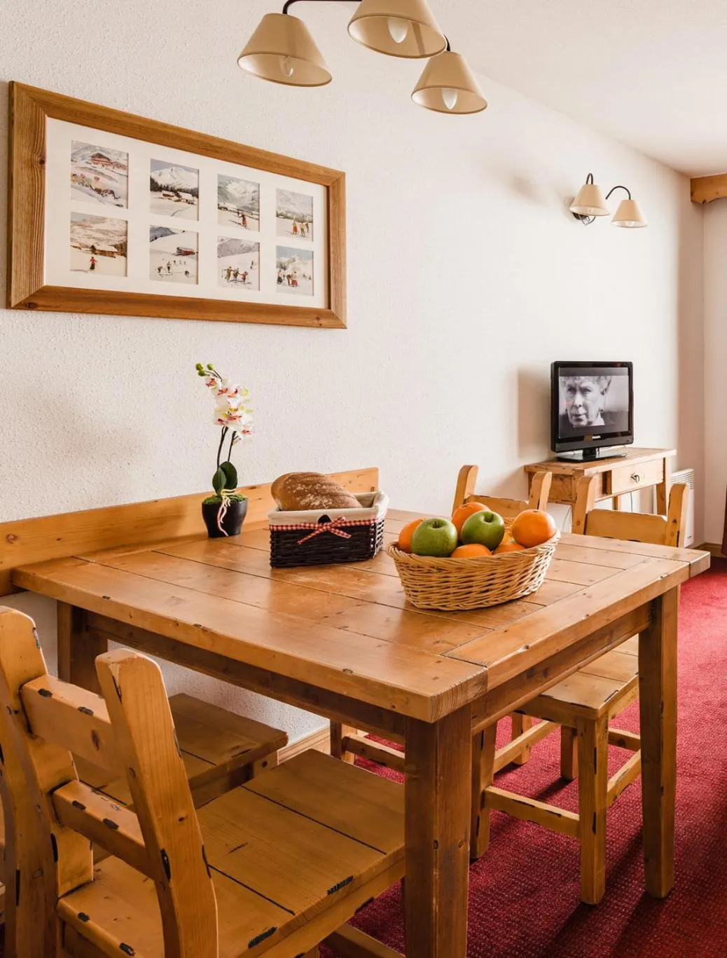 Living room in Lagrange Vacances Les Hauts de Comborcière