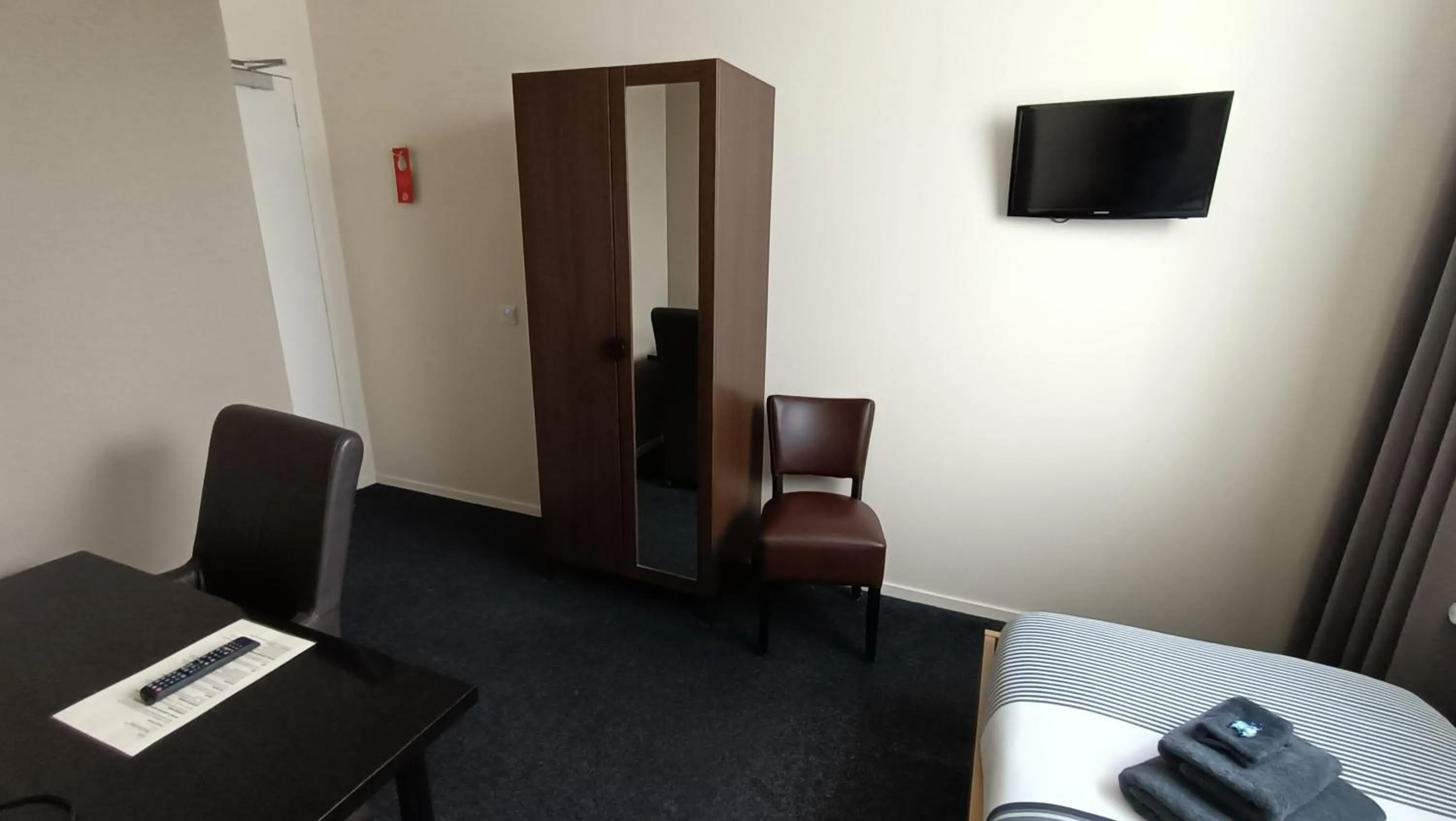 Photo of the whole room in Hotel Rozenburg